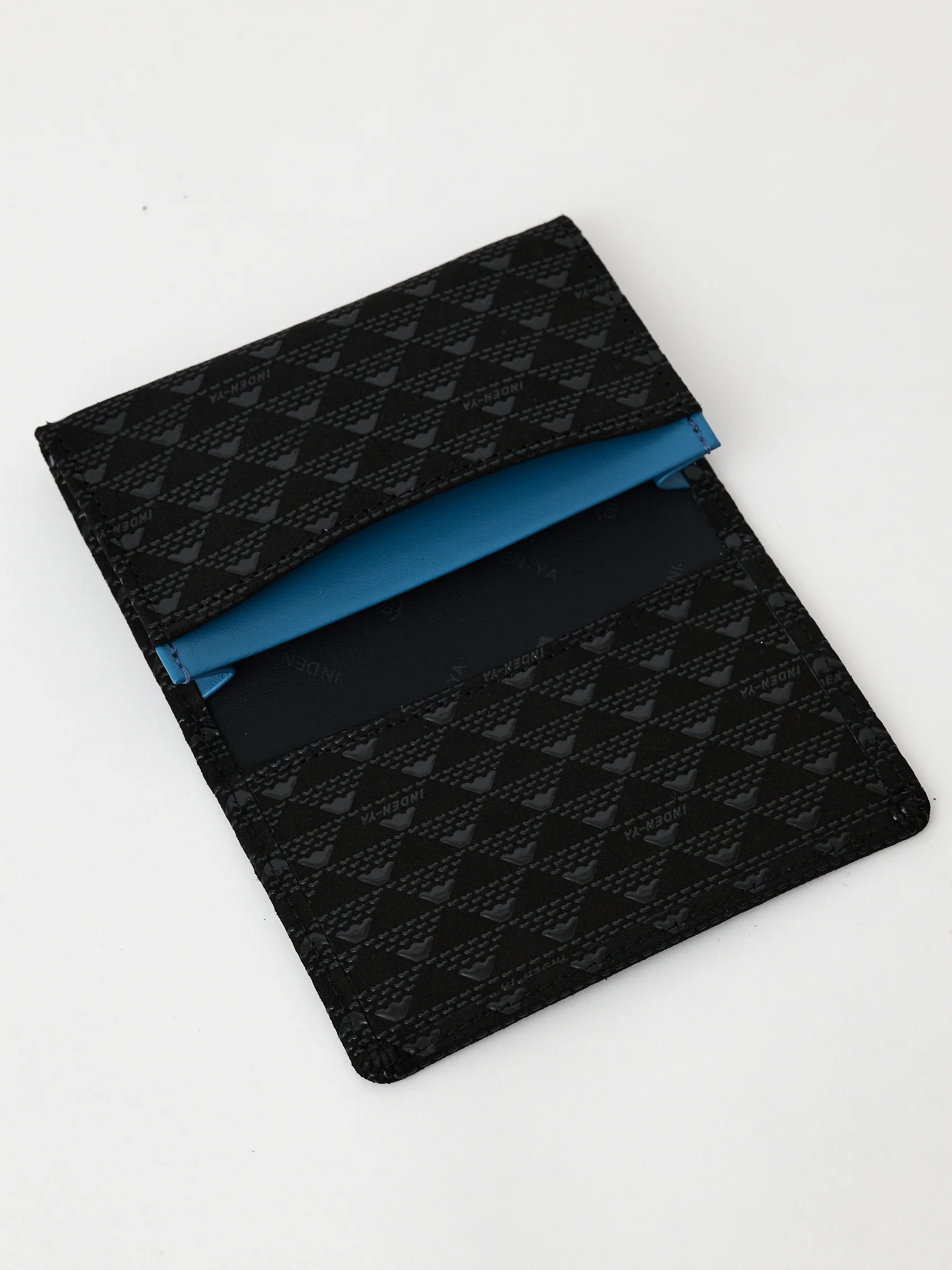 Black Fuji Lacquered Leather Card Holder - Image 3