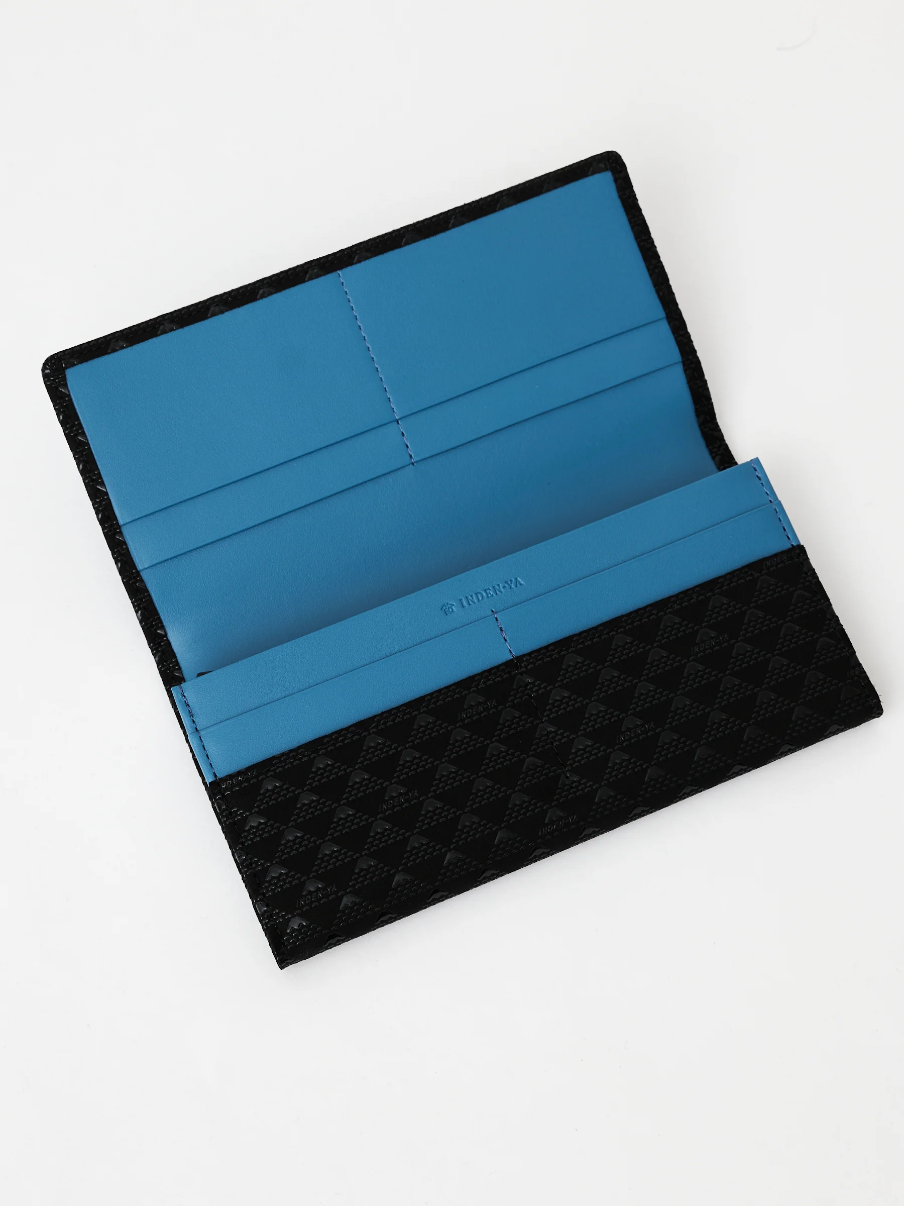 Black Fuji Lacquered Leather Wallet - Image 3