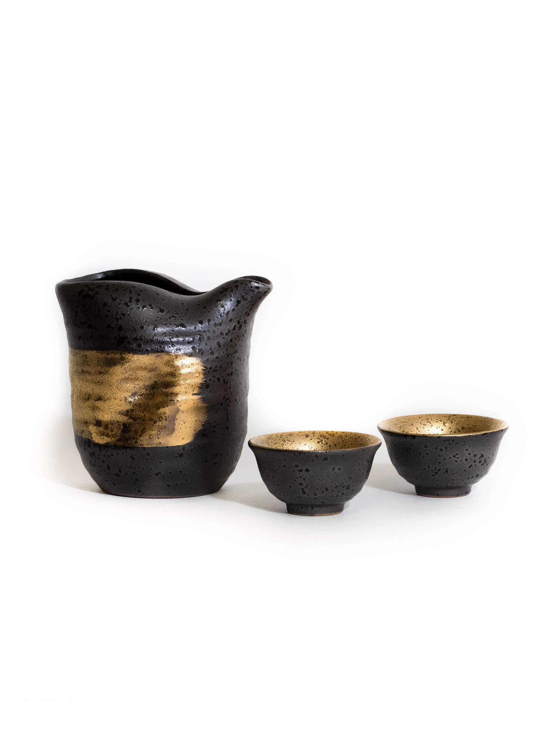 Black Kinmaki Mino Ware Japanese Sake Set by Yamai - Image 3