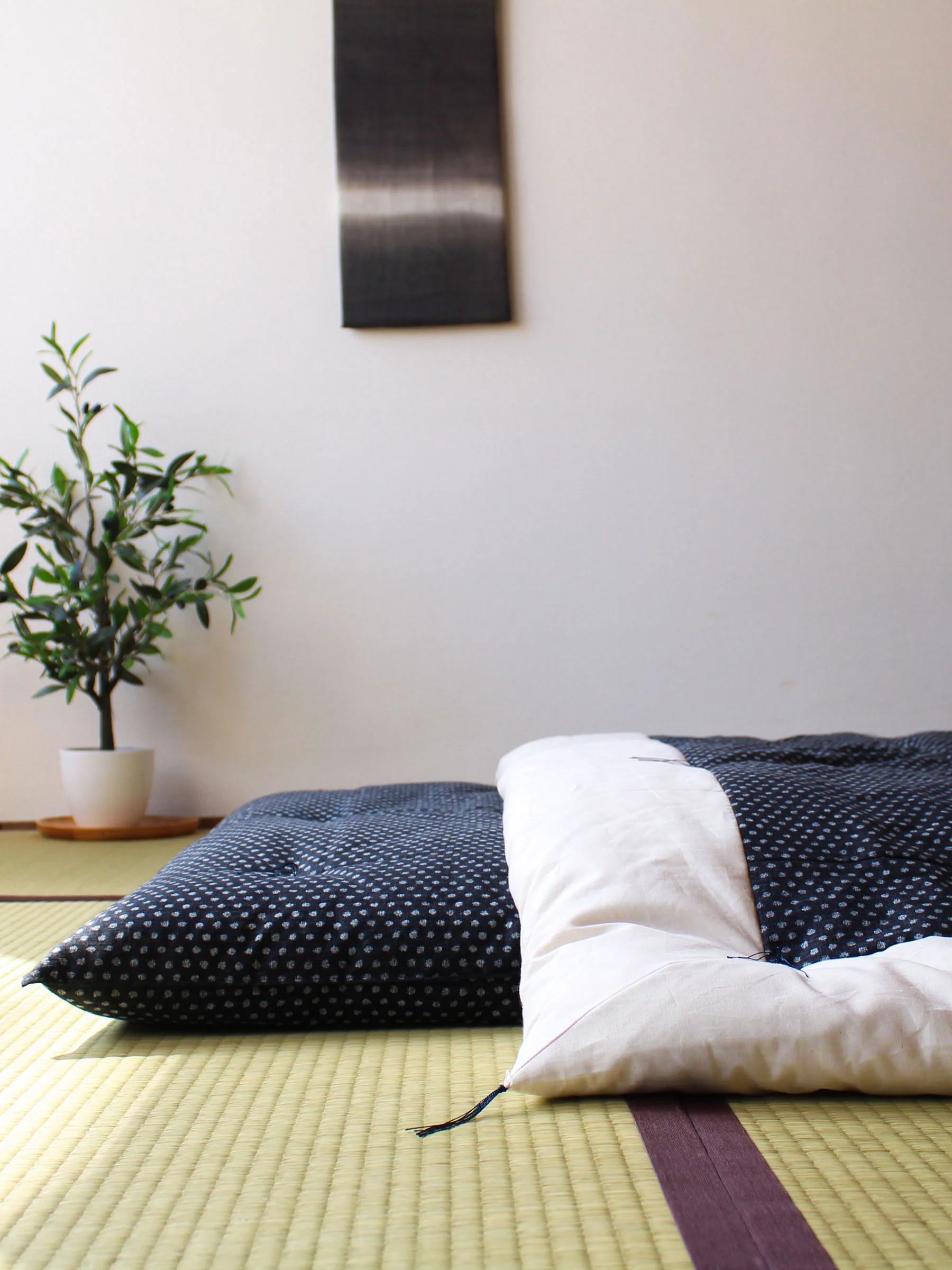 Natural Cotton Japanese Futon Mattress & Duvet Set - Image 10