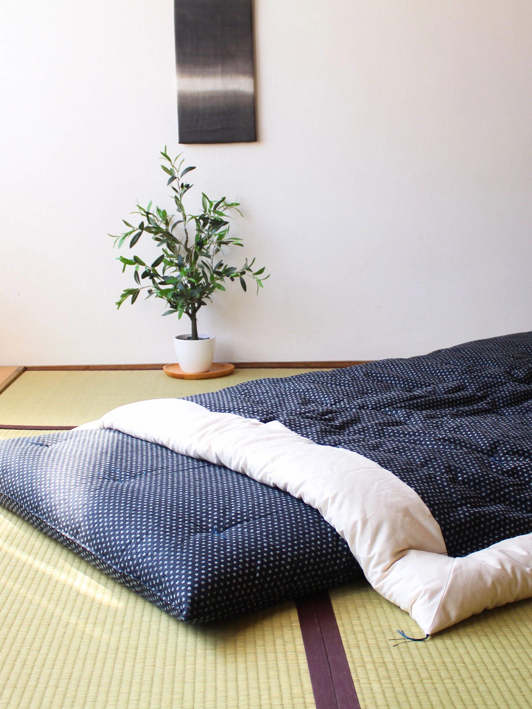 Natural Cotton Japanese Futon Mattress & Duvet Set - Image 9