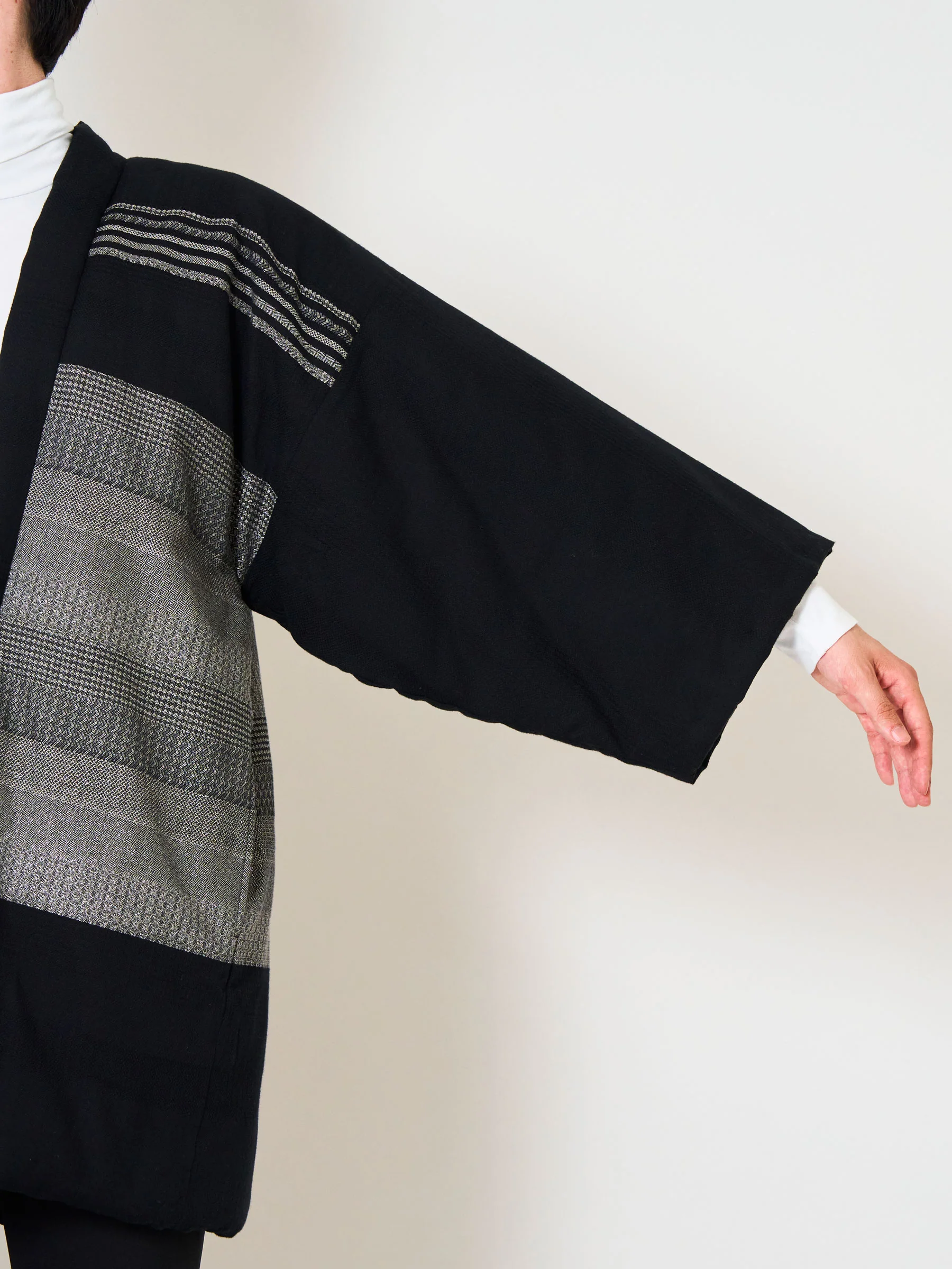Fukuju Reversible Hanten Padded Jacket - Image 5
