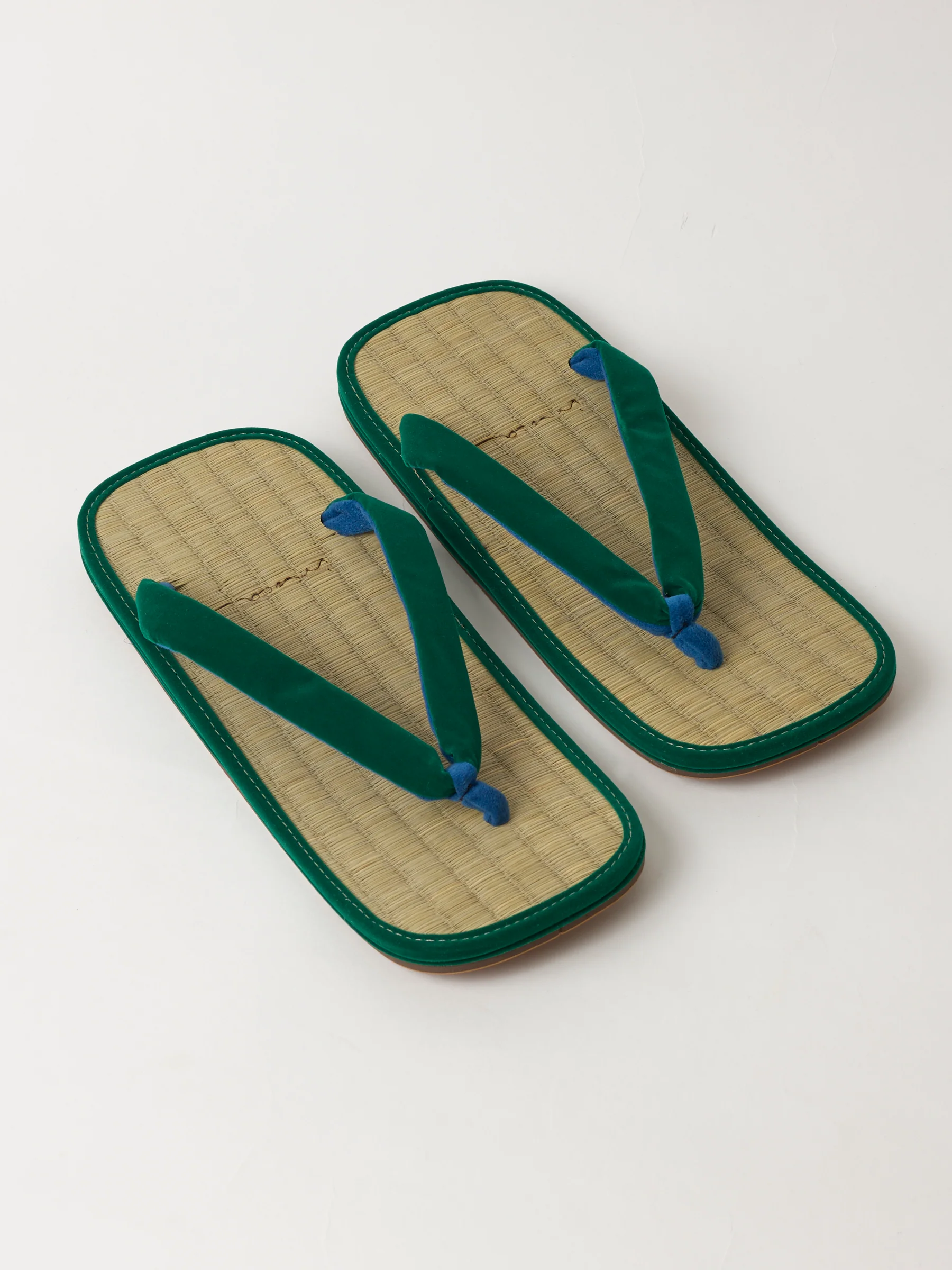 Green Tatami Rush Grass Men’s Setta Sandals - Image 3
