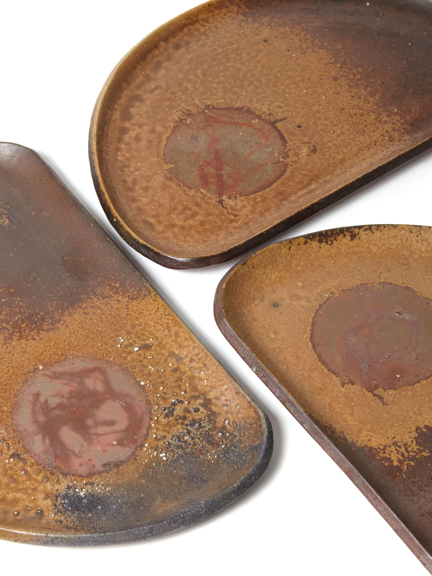 Half-Moon Bizen Ware Sushi Plate by Hozan (10"/26cm) - Image 6