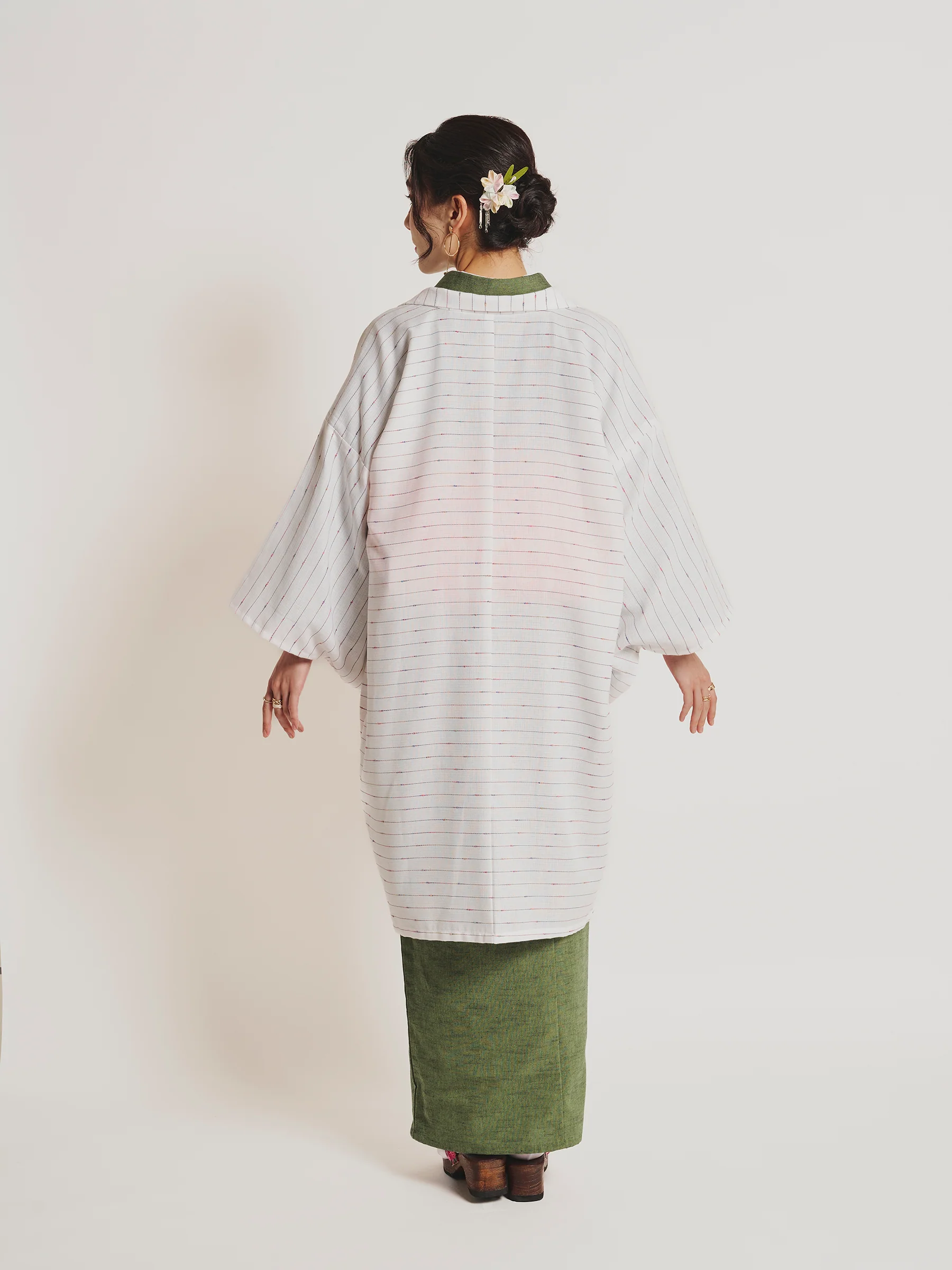 Hikari White Traditional Haori Jacket - Image 4