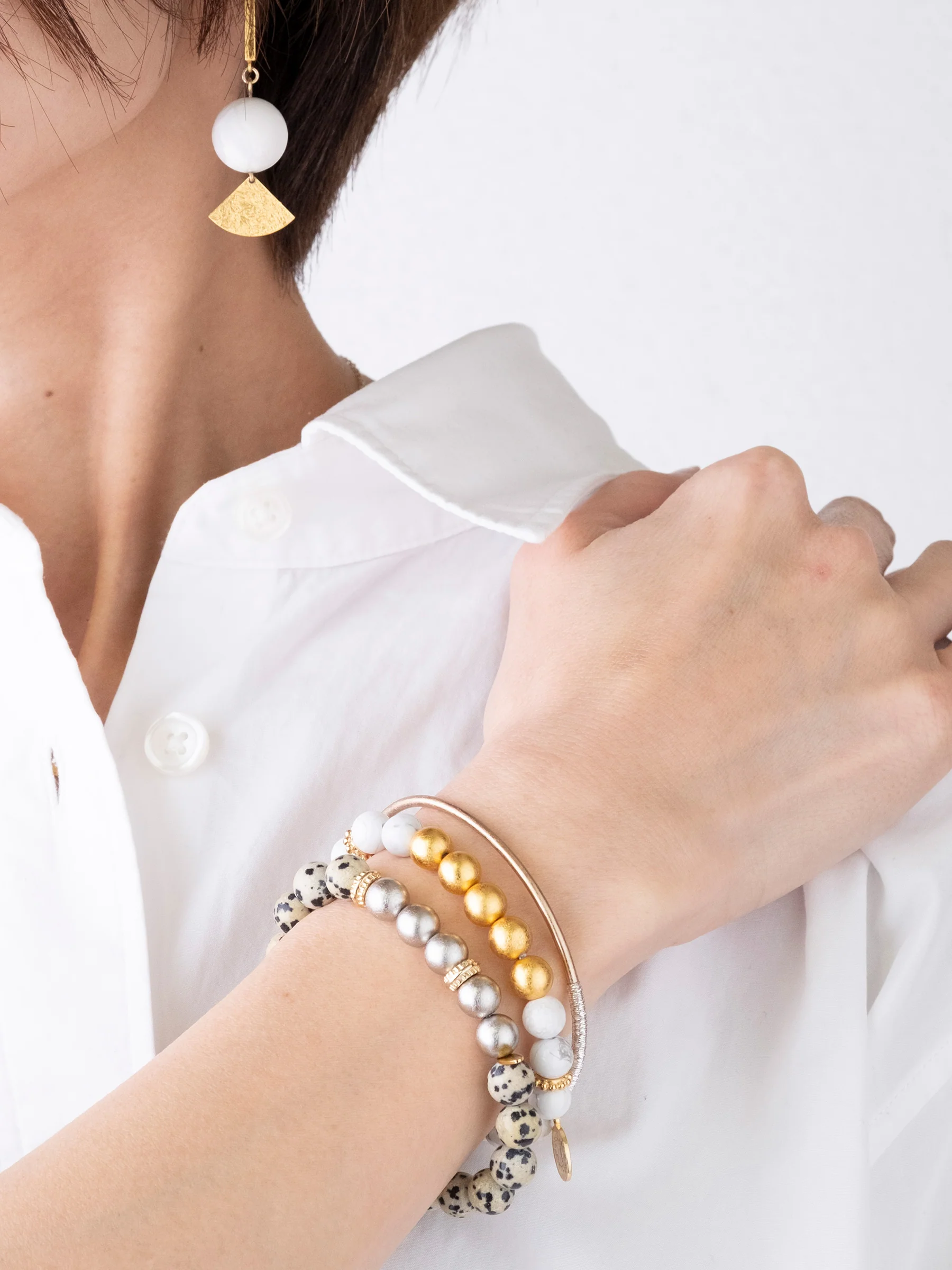 Howlite Gold Leaf Bracelet by Hakuza - Image 2