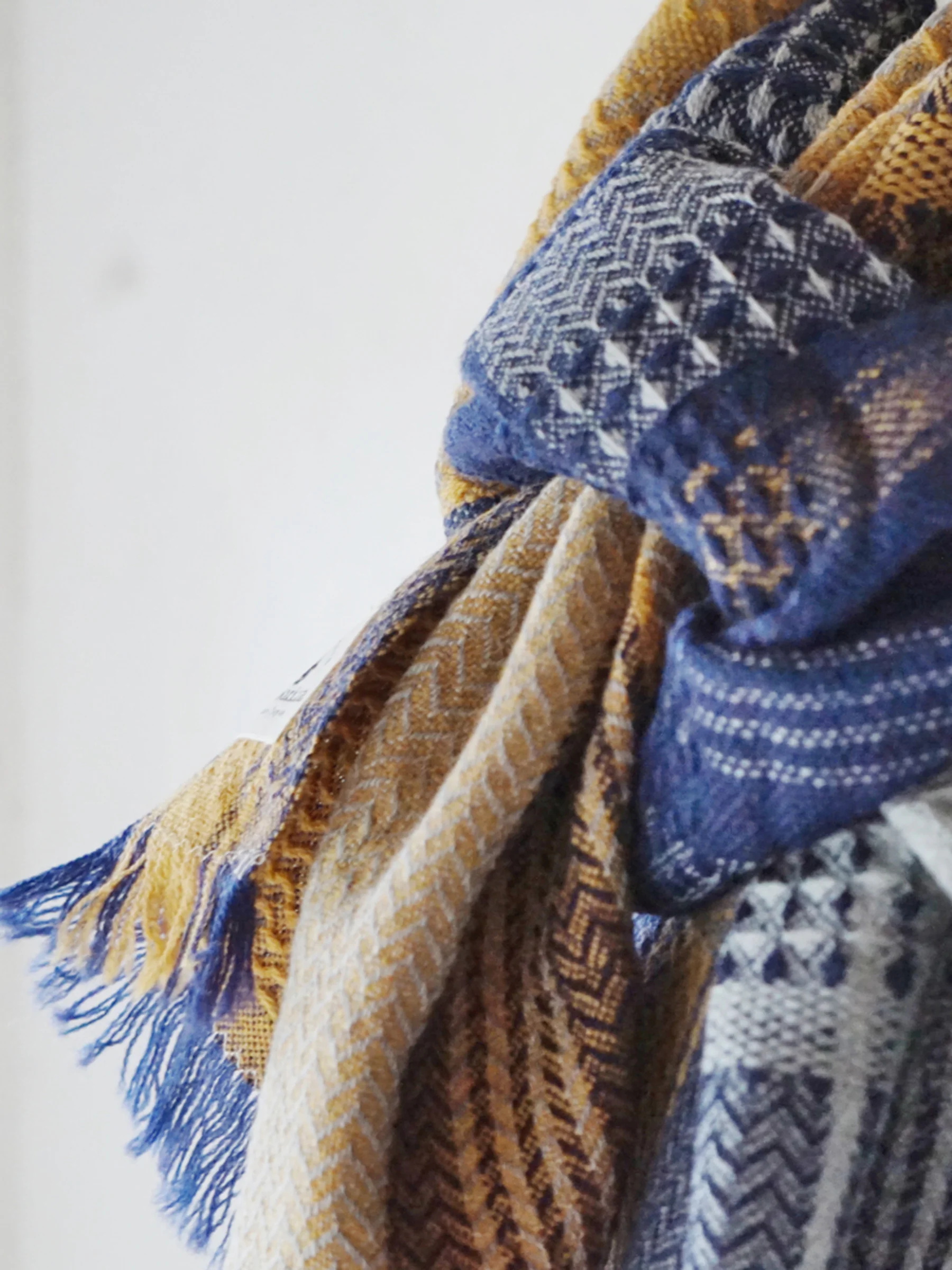 Imabari Artisanal Weave Wool Scarf β Golden Indigo - Image 4