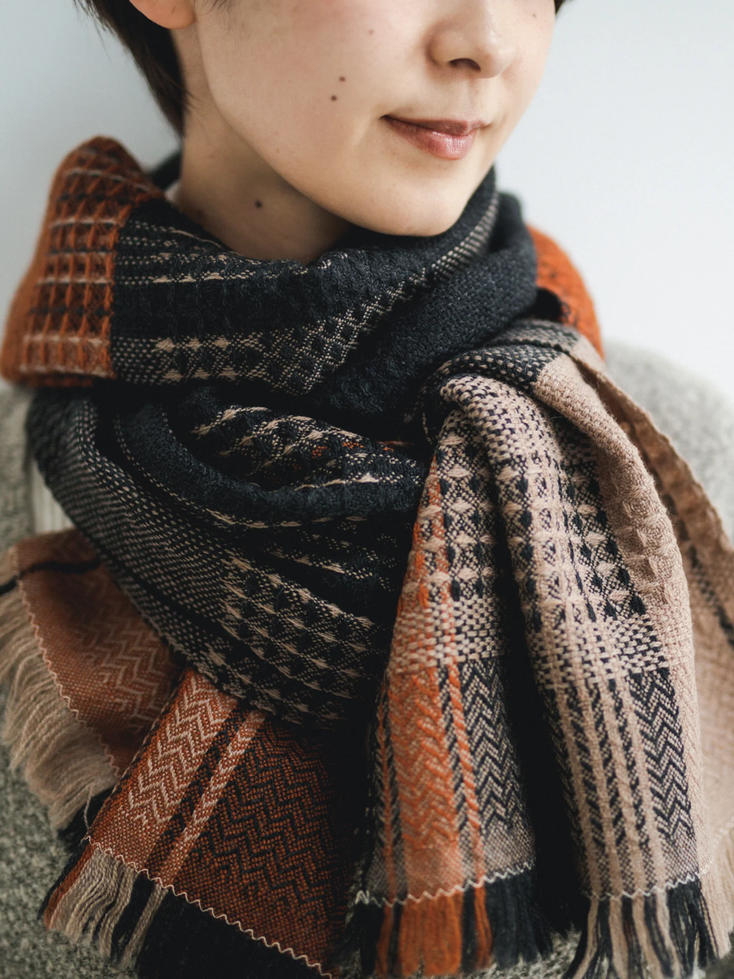 Imabari Artisanal Weave Wool Scarf - Autumn Clay - Image 6