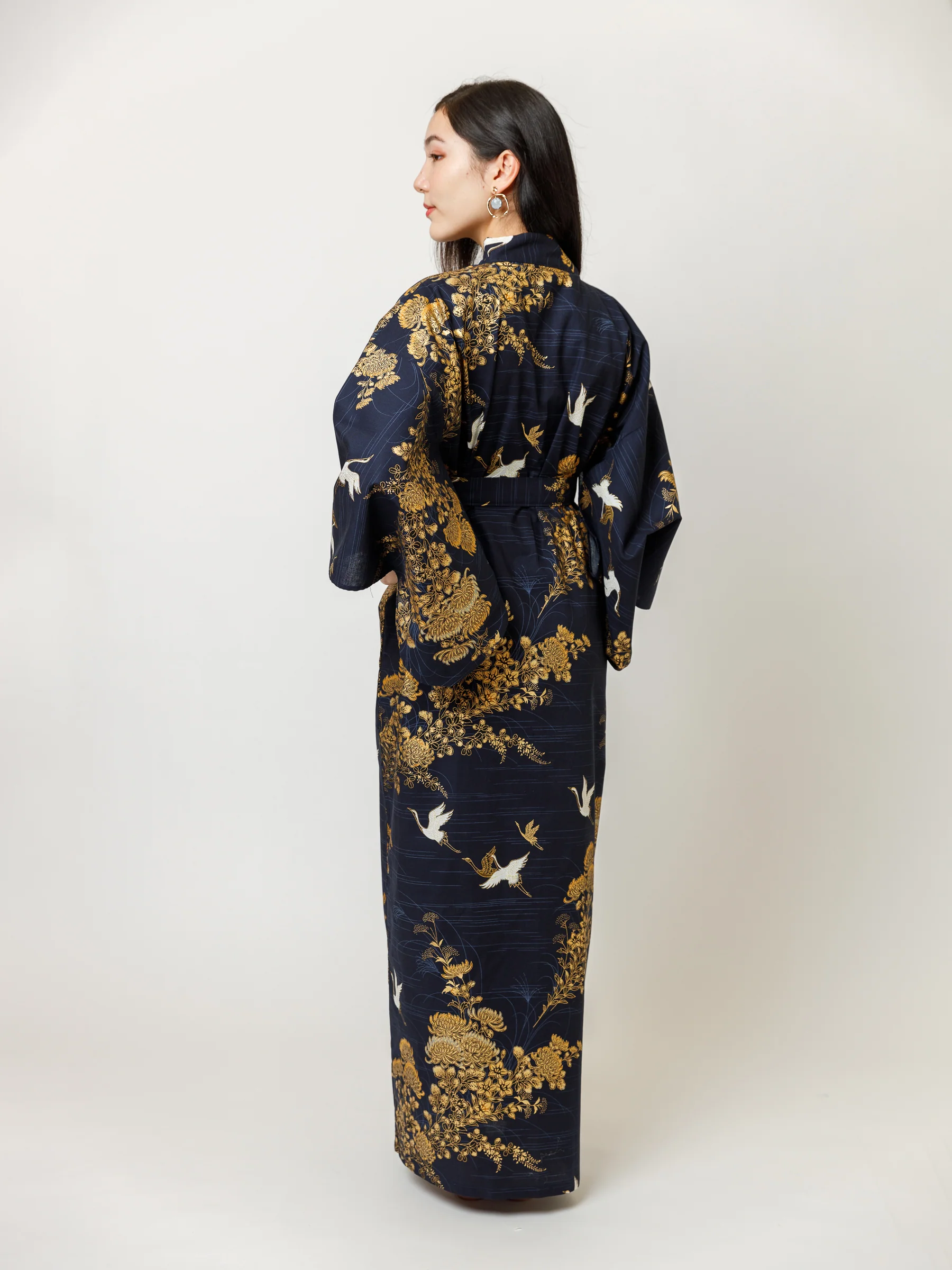 Japanese Crane Long Kimono Robe - Image 3