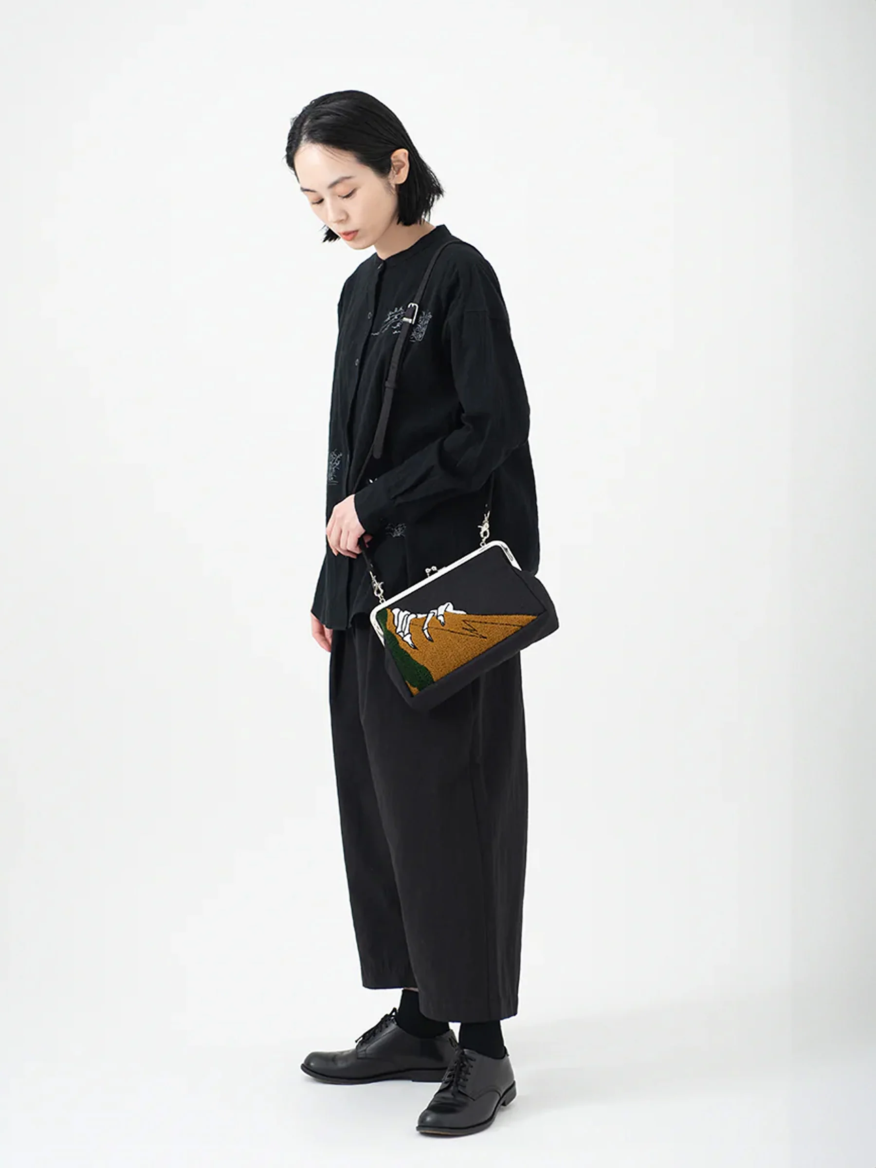 Kuniyoshi Embroidered Clutch - KYO-TO-TO - Image 3