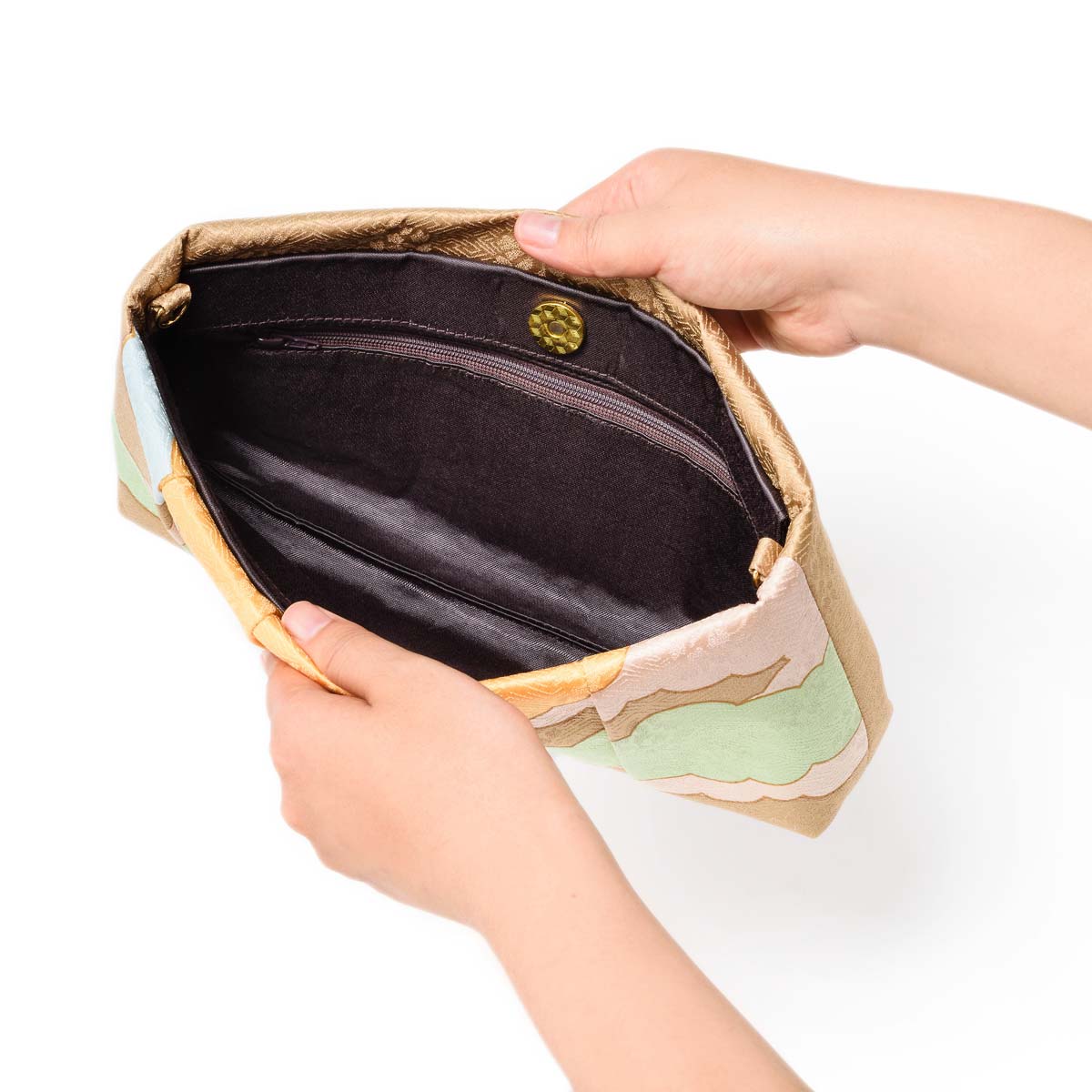 Kyo-Yuzen Silk Clutch in Pastel - Image 8