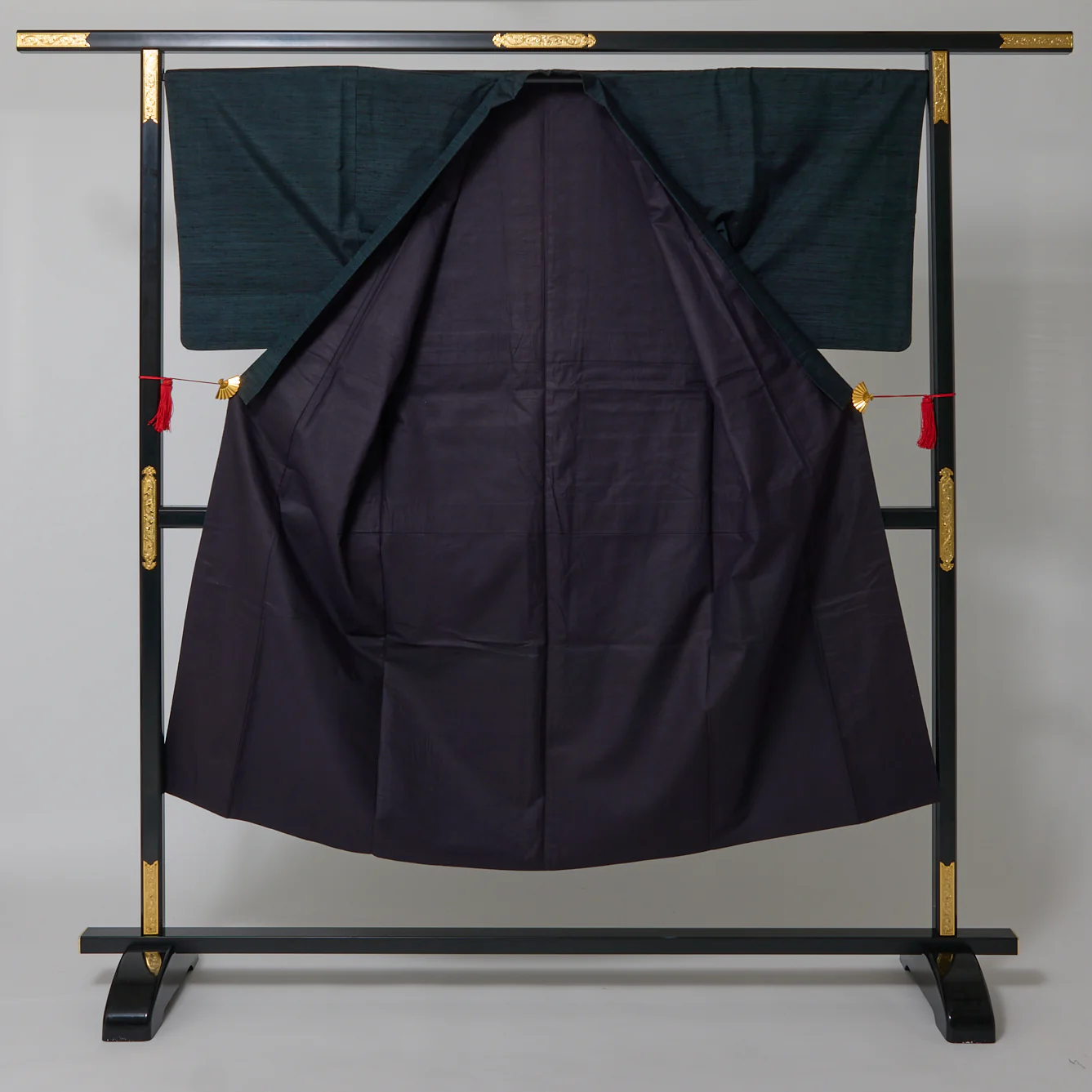 Men's Vintage Hisui Silk Japanese Kimono - Image 3