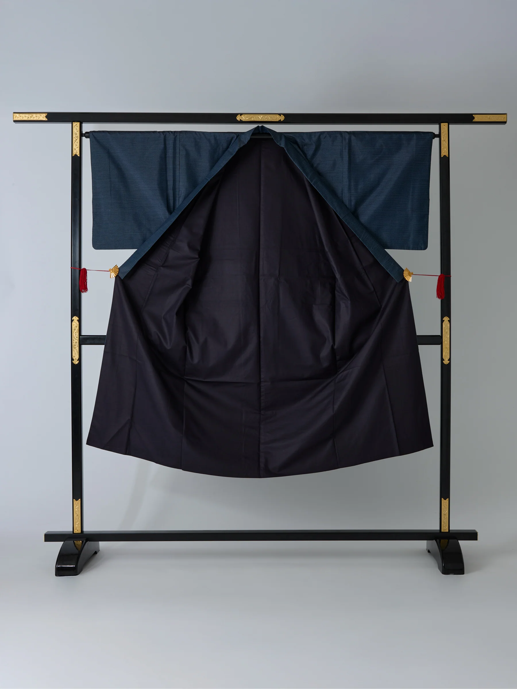 Men's Vintage Soten Silk Japanese Kimono - Image 3