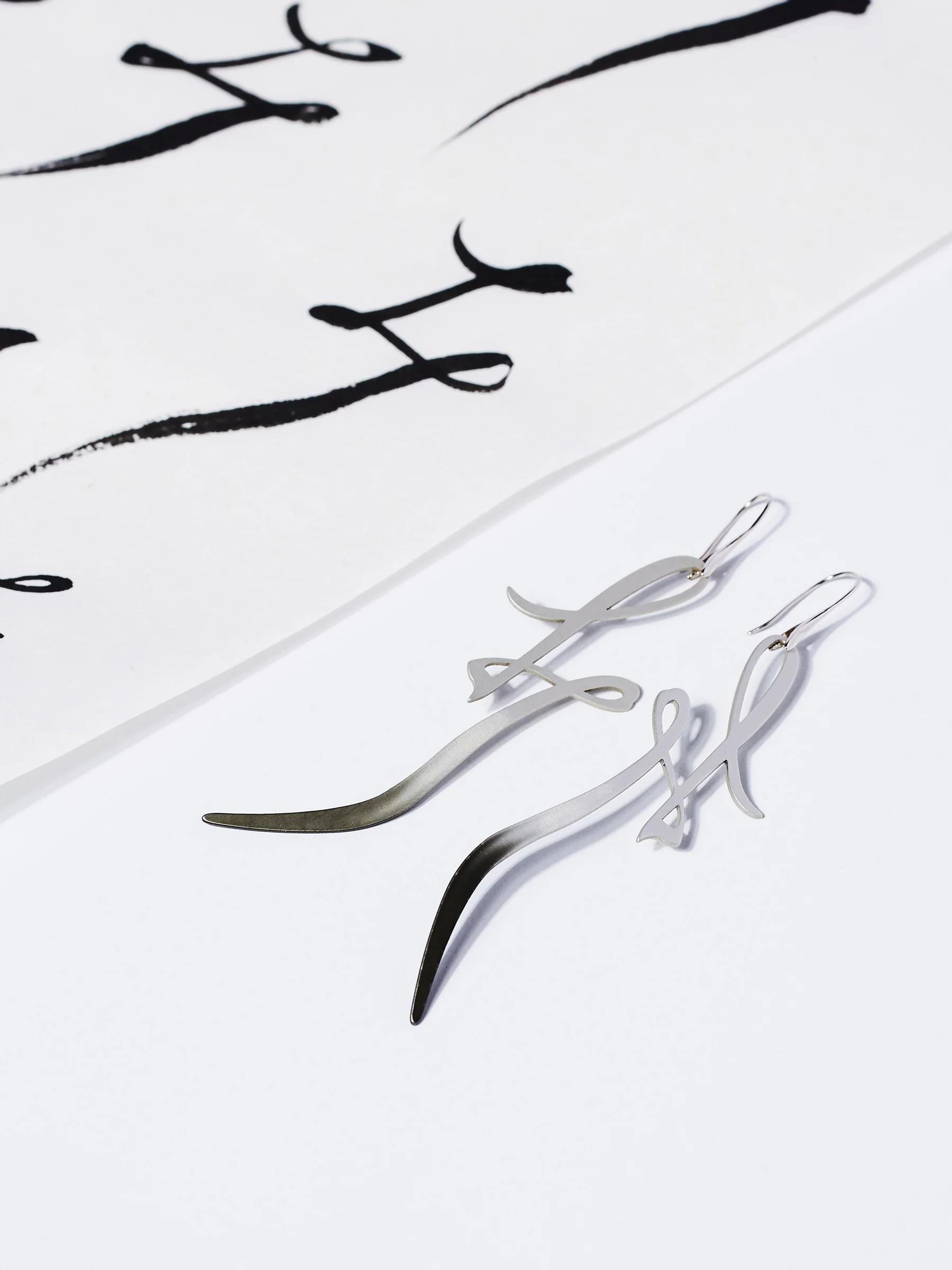 Mimi Hook Earrings in Silver/Black - Image 3