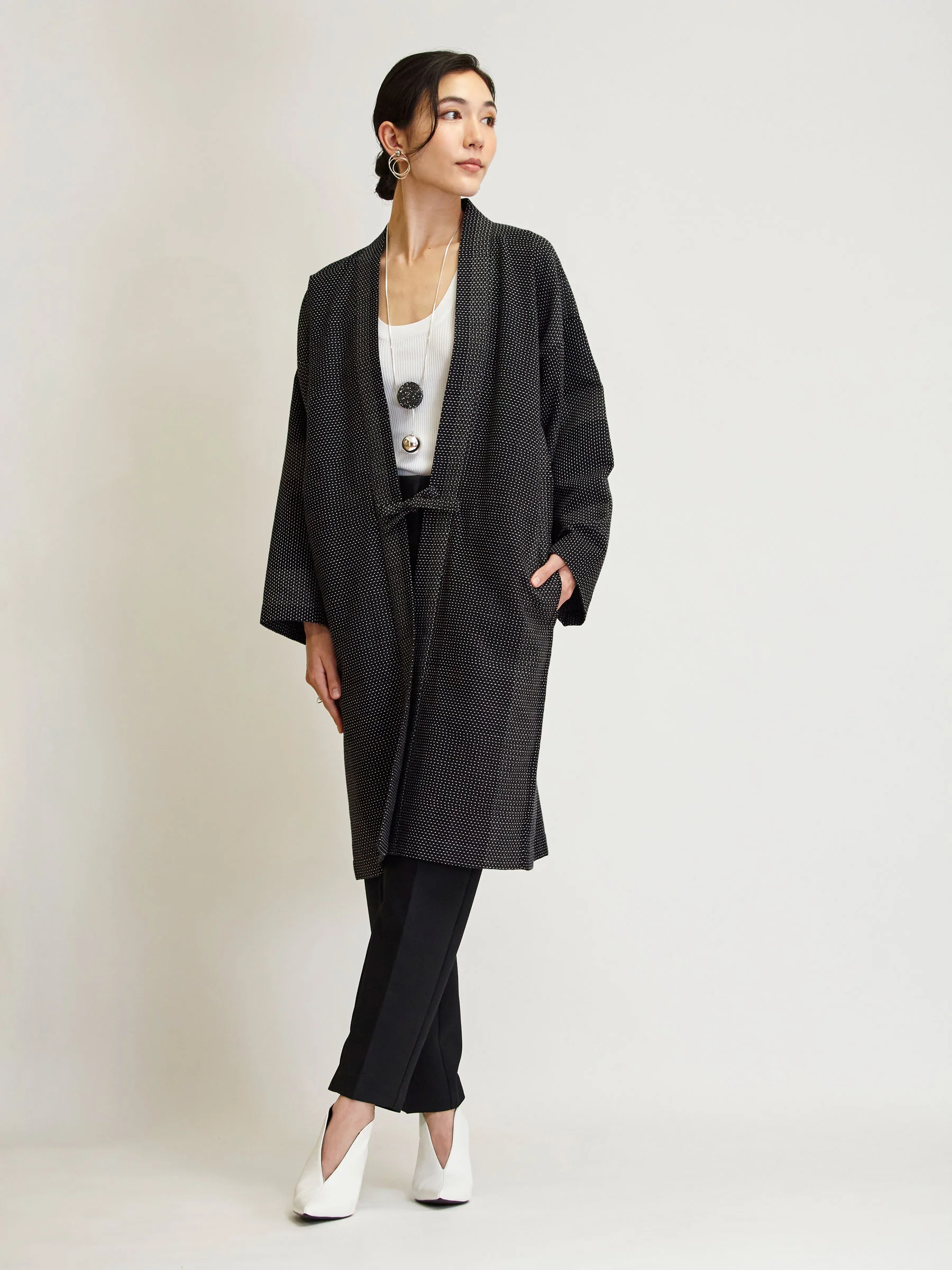 Miyako Black Haori Long Kimono Jacket - Image 3