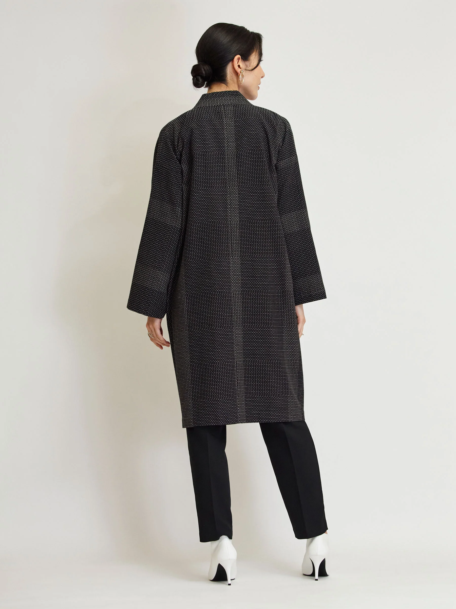 Miyako Black Haori Long Kimono Jacket - Image 6