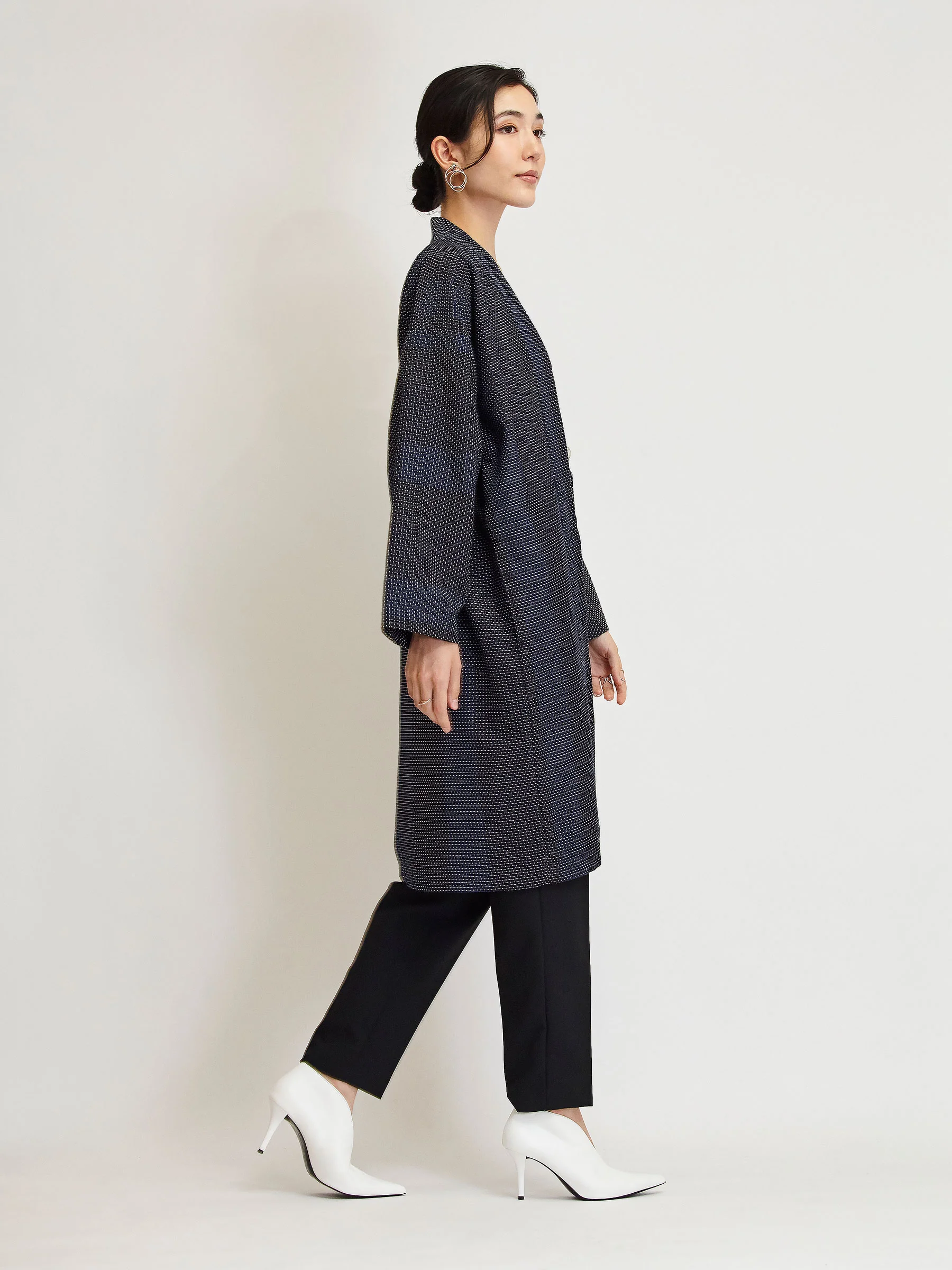 Miyako Indigo Haori Long Kimono Jacket - Image 5