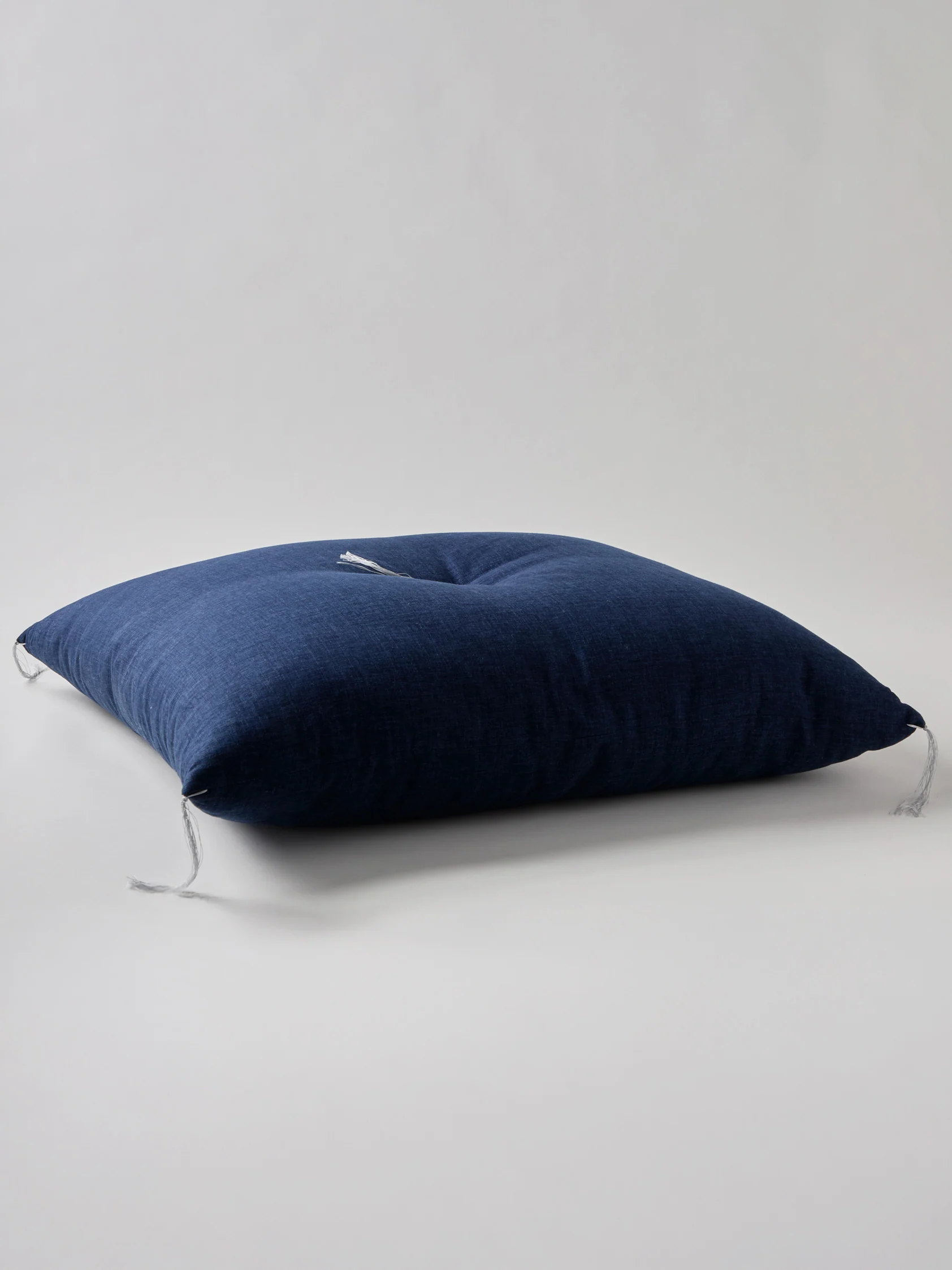 Zafu & Zabuton Meditation Cushions Set – Asanoha Navy - Image 10
