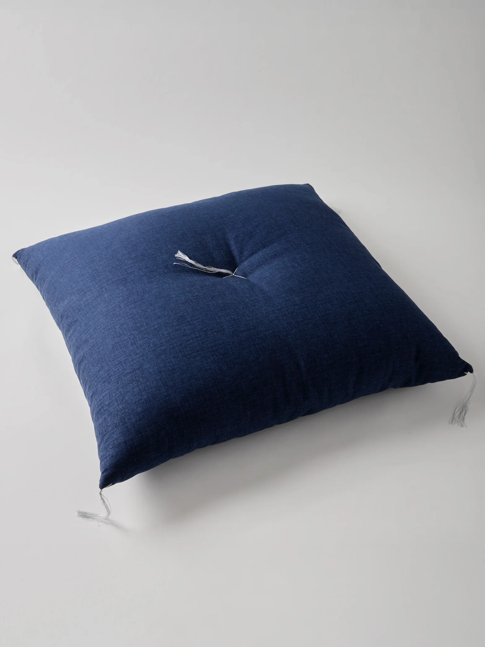 Zafu & Zabuton Meditation Cushions Set – Asanoha Navy - Image 8