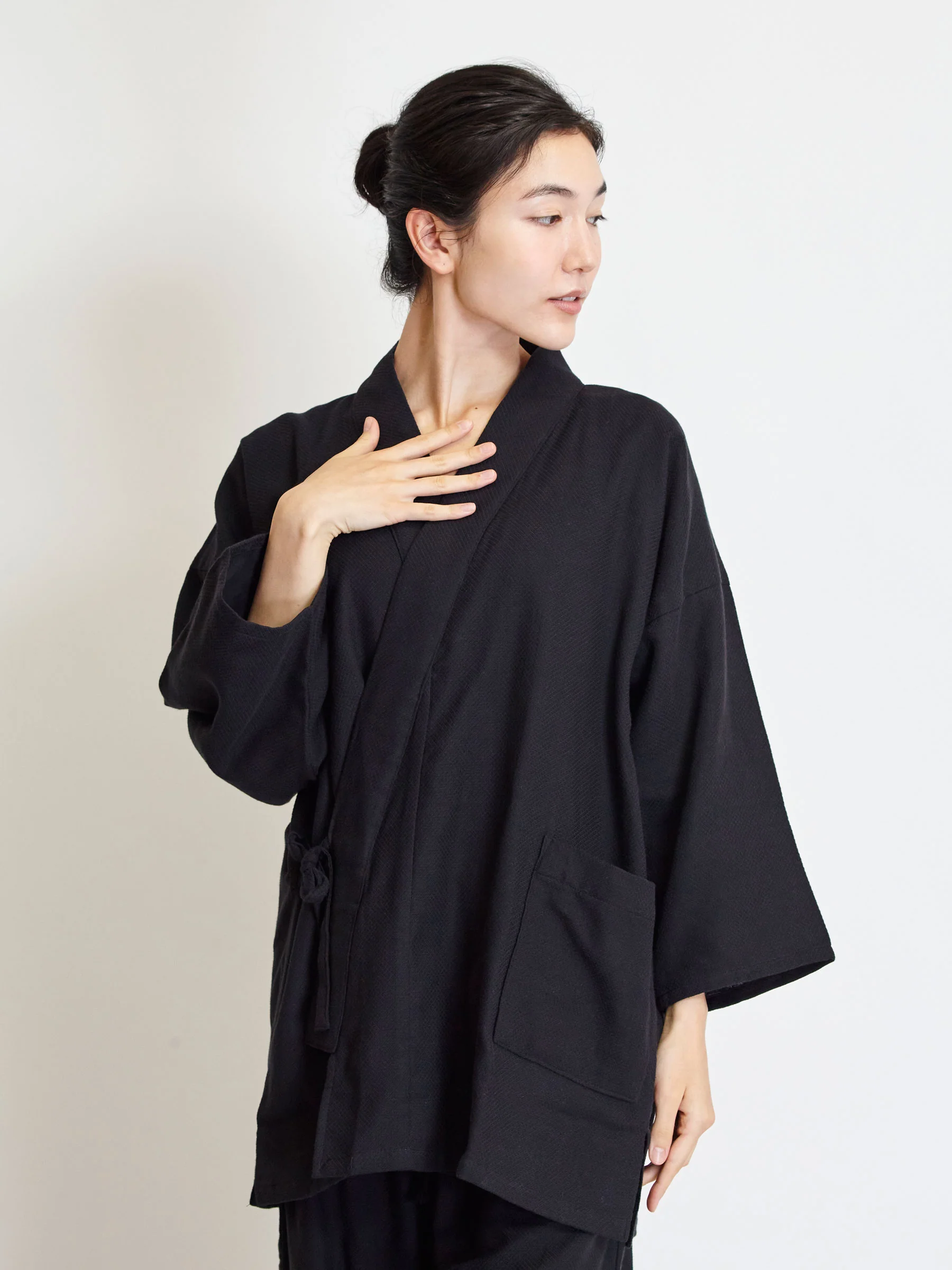 Unisex Samue Cotton Gauze Pajama Set in Black - Image 4