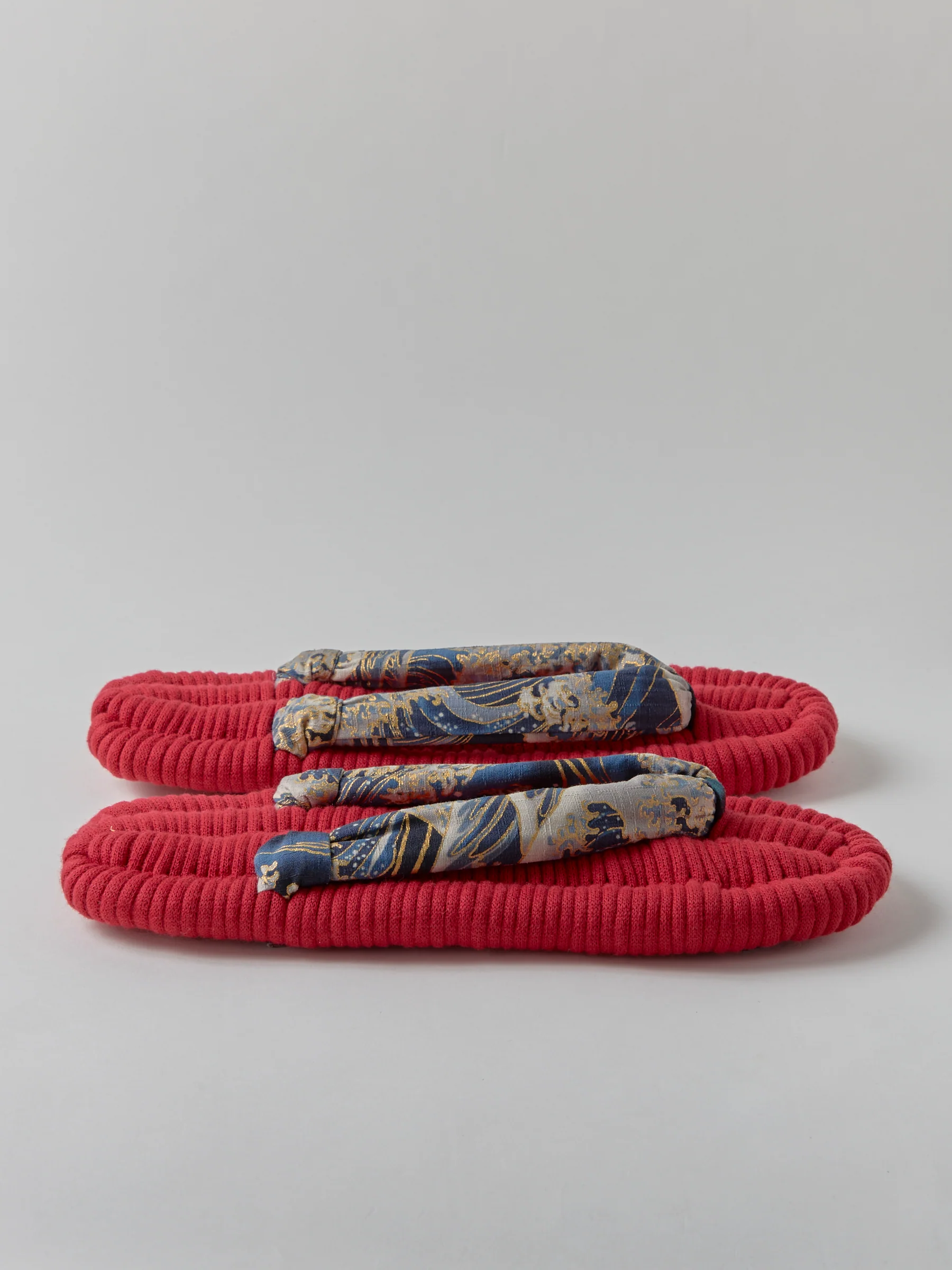 Imperial Samue Loungewear & Zori Slippers Gift Set - Image 12