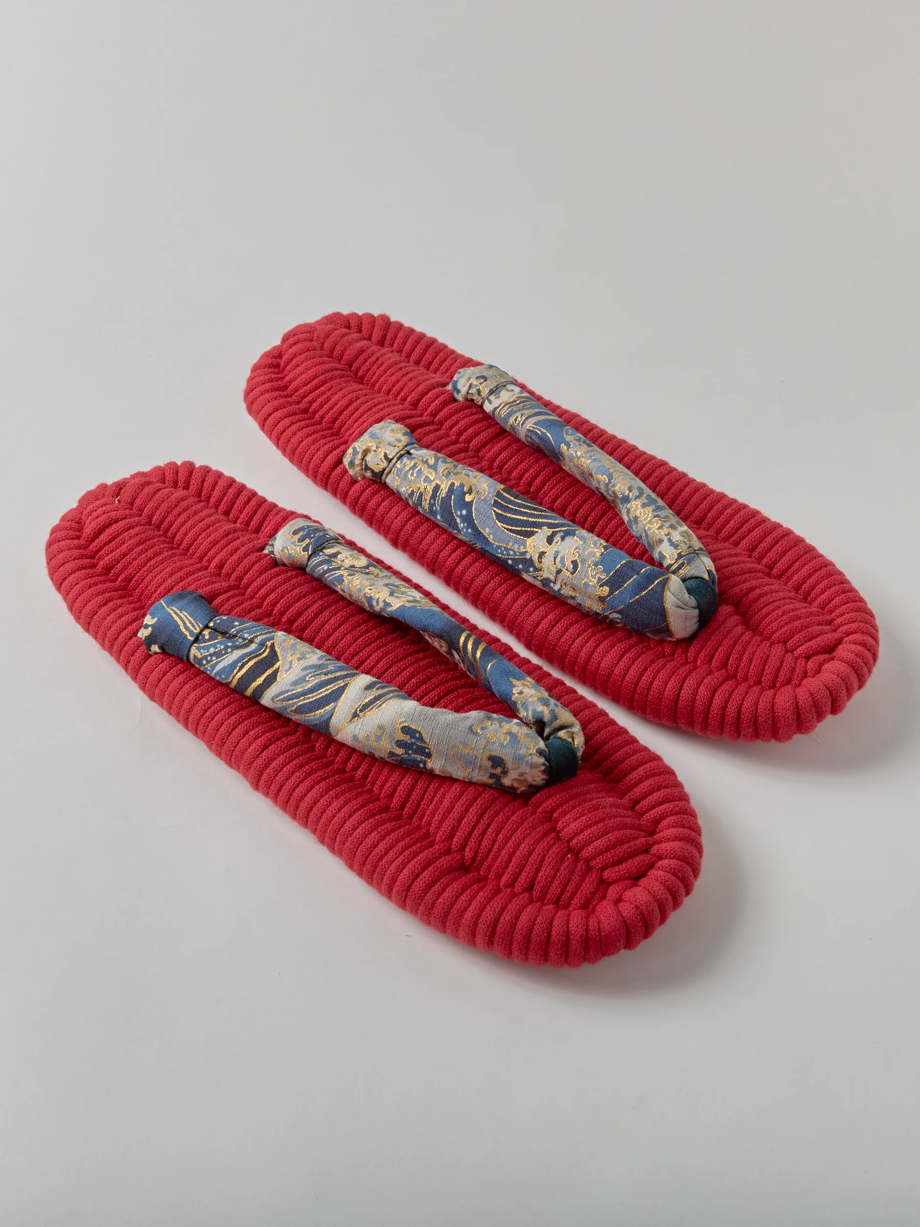 Imperial Samue Loungewear & Zori Slippers Gift Set - Image 13
