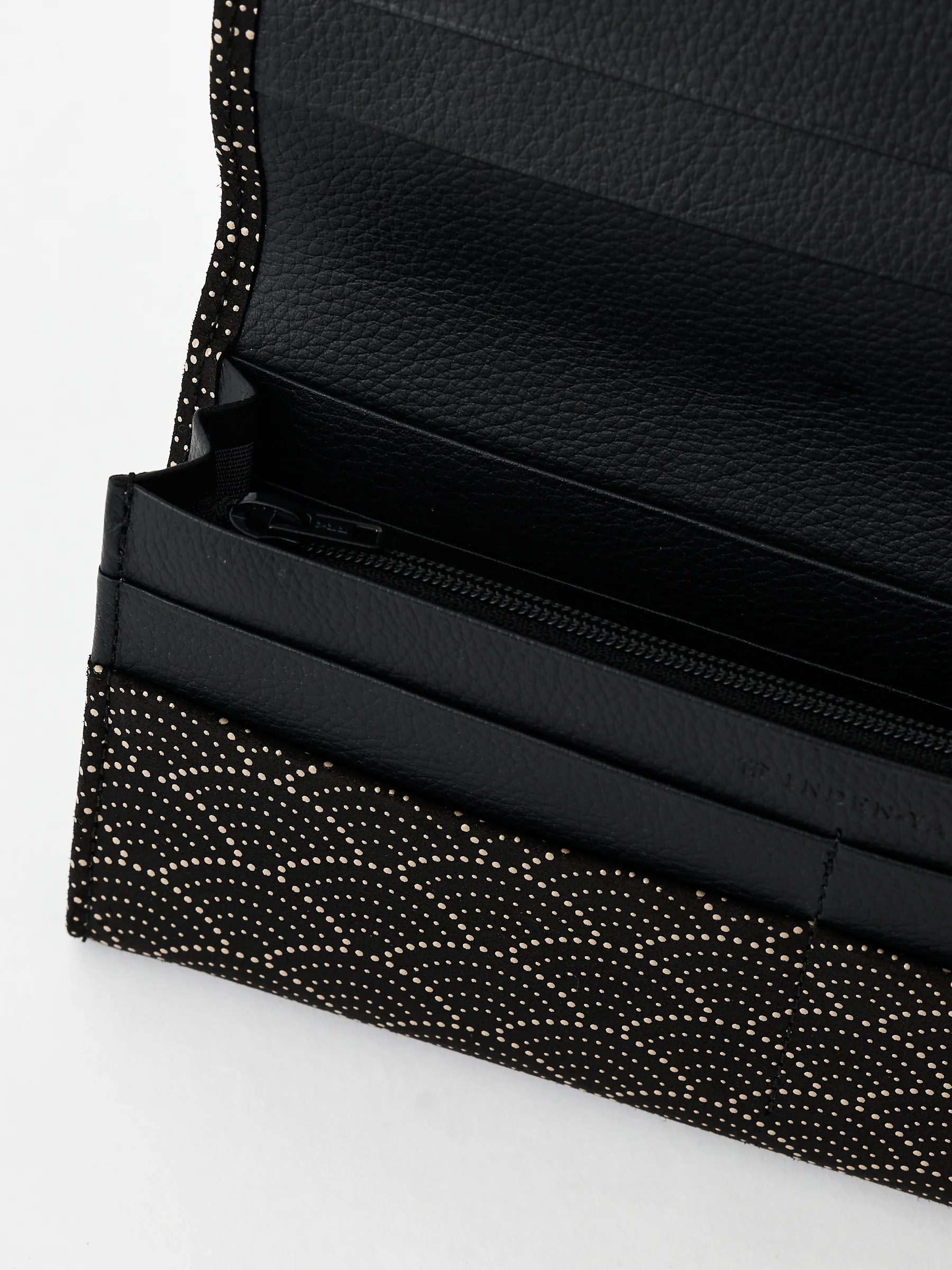 Seigaiha Lacquered Leather Wallet - Image 4