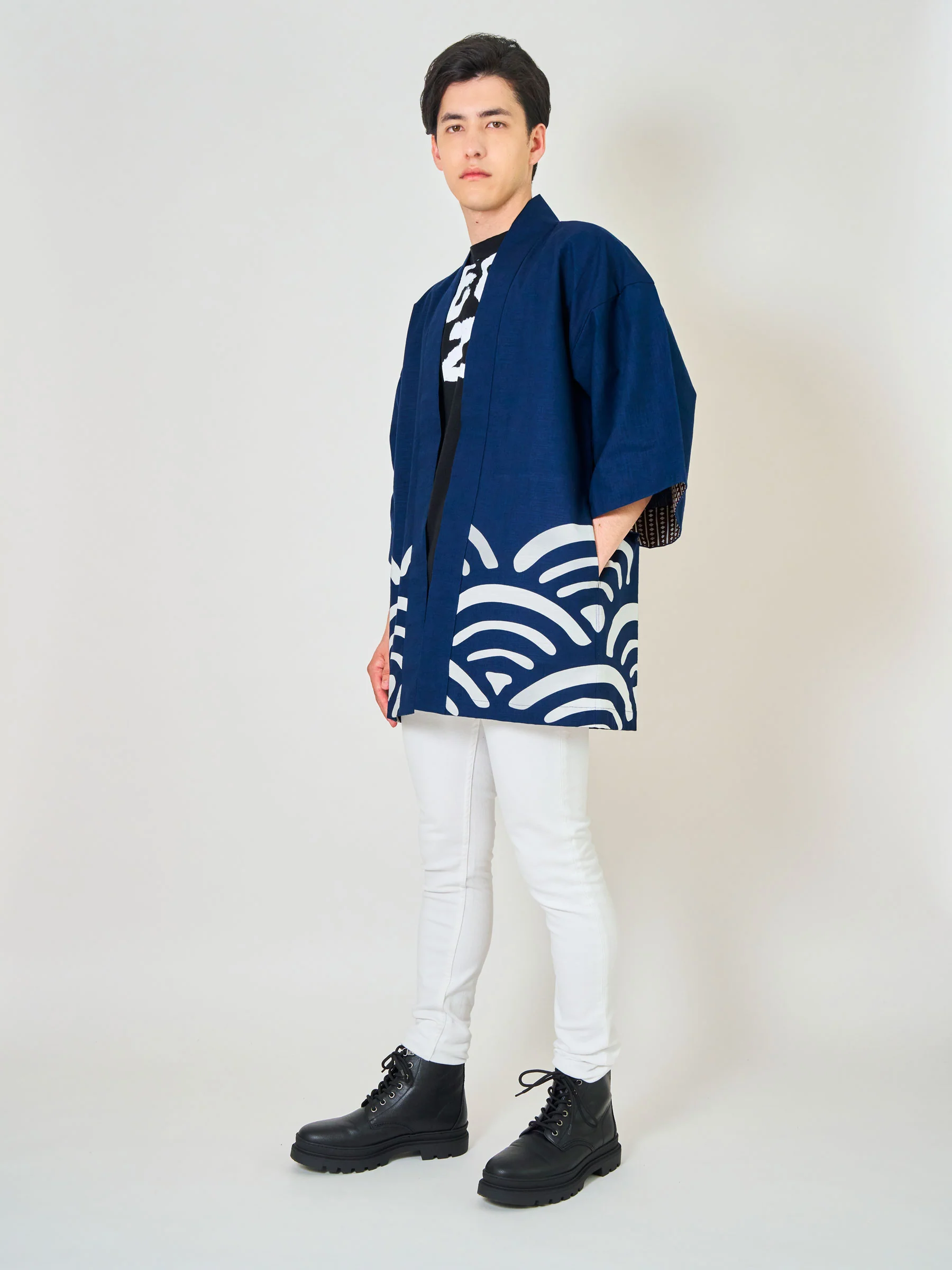 Seigaiha Men’s Kimono Jacket - Image 3