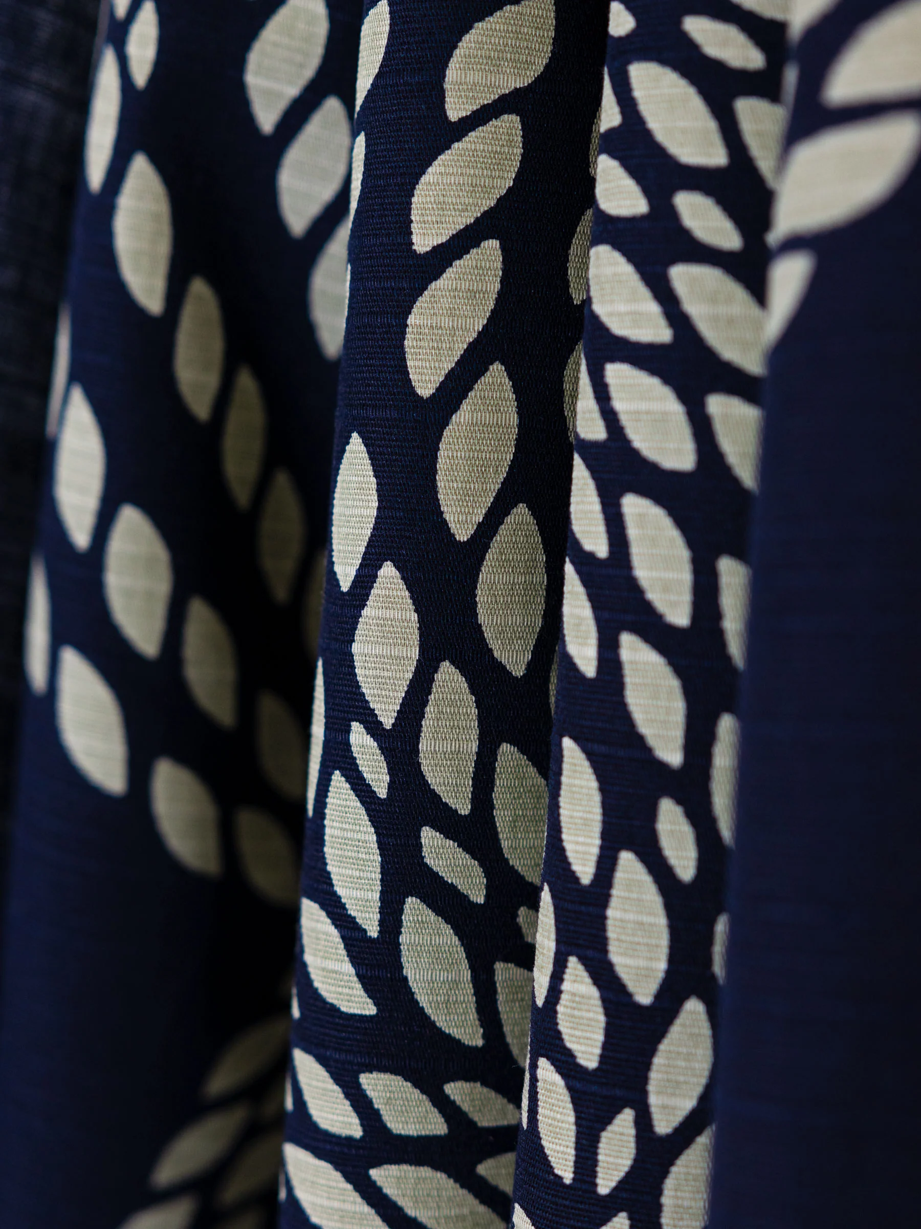 Shimenawa Furoshiki Wrapping Cloth - Image 4