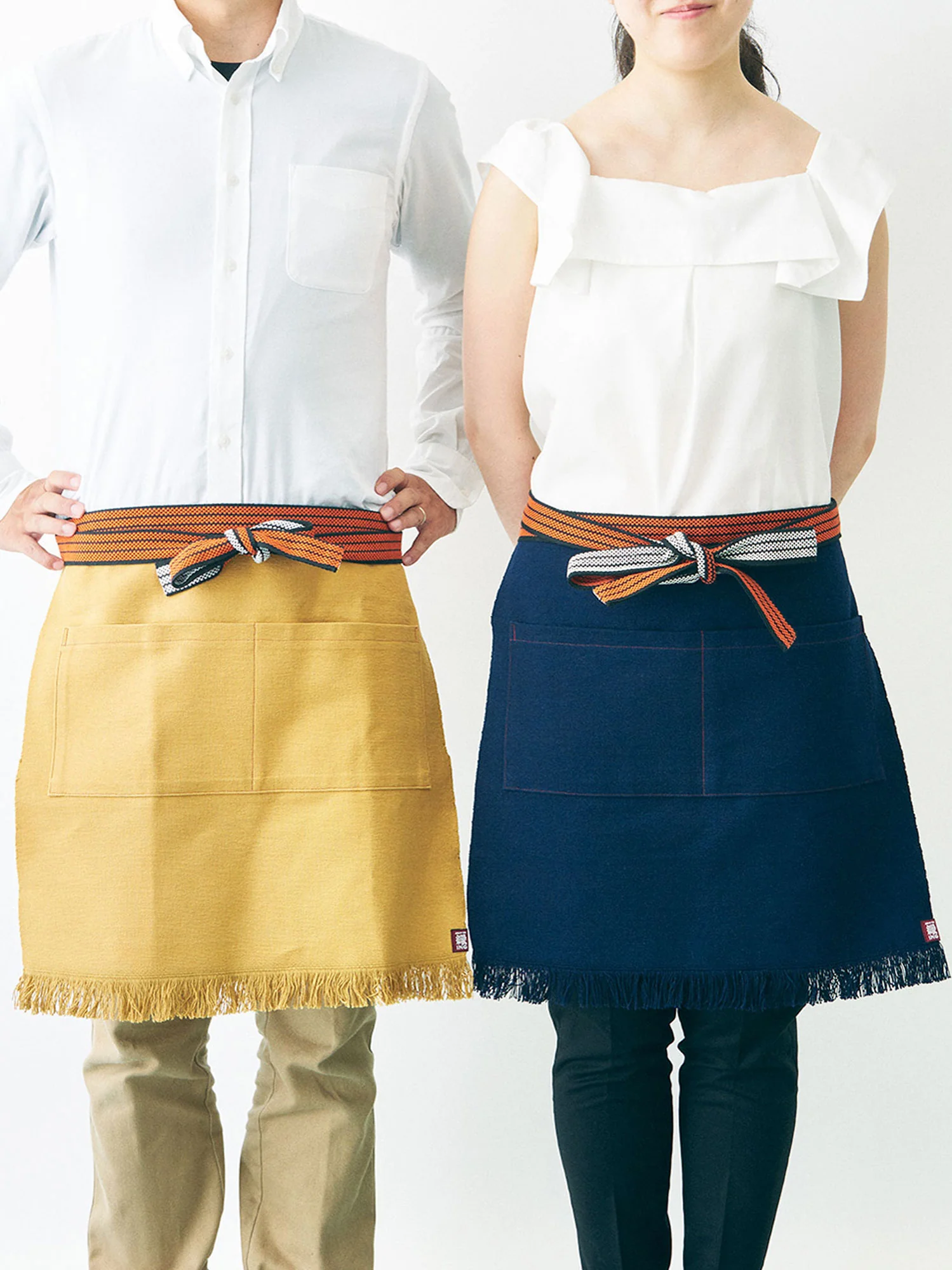 Short Japanese Maekake Apron in Indigo - Image 2