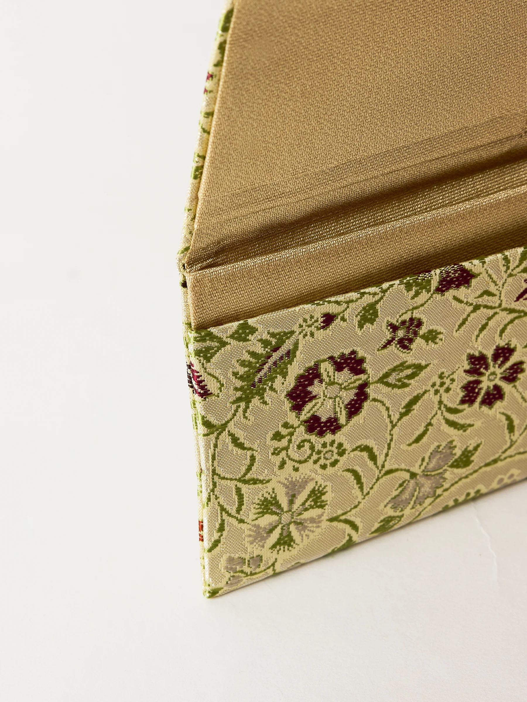 Silver Bundai Silk Brocade Wallet - Image 4