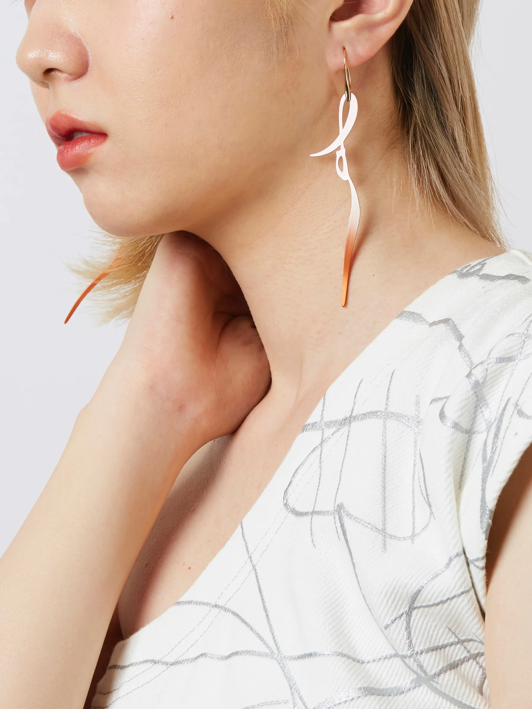 Suki Hook Earrings in Pink/Orange - Image 2