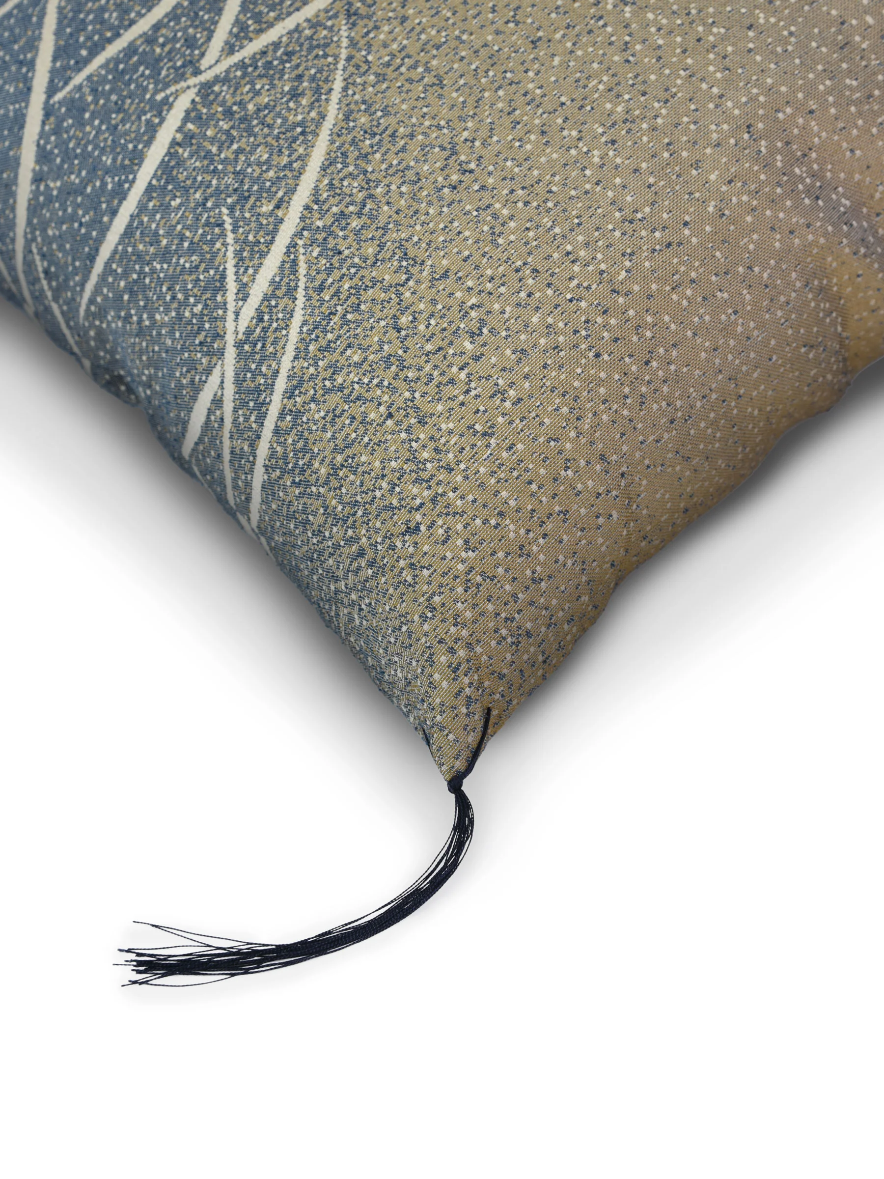 Tsuyukusa Gold Zabuton Cushion - Image 6