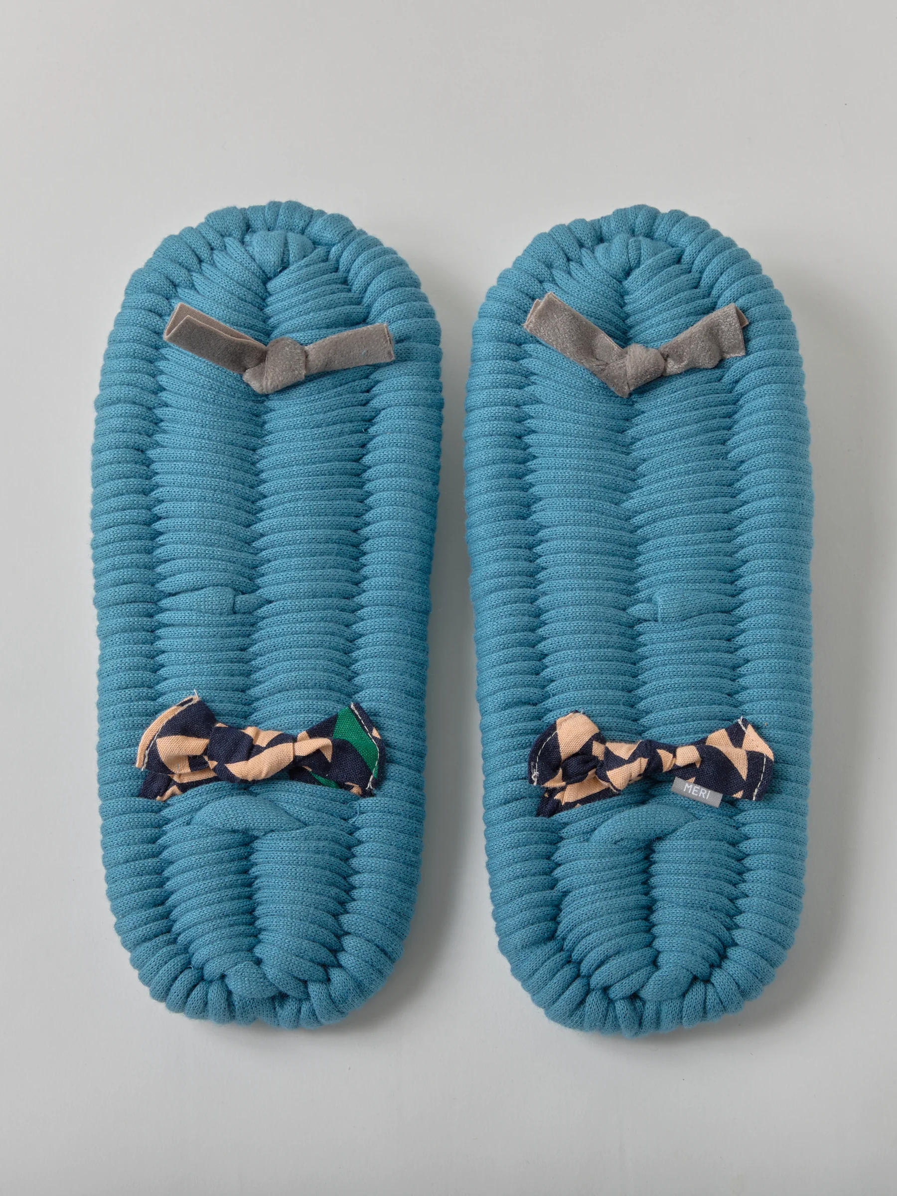 Uroko Zori Unisex Japanese Slippers - Image 6