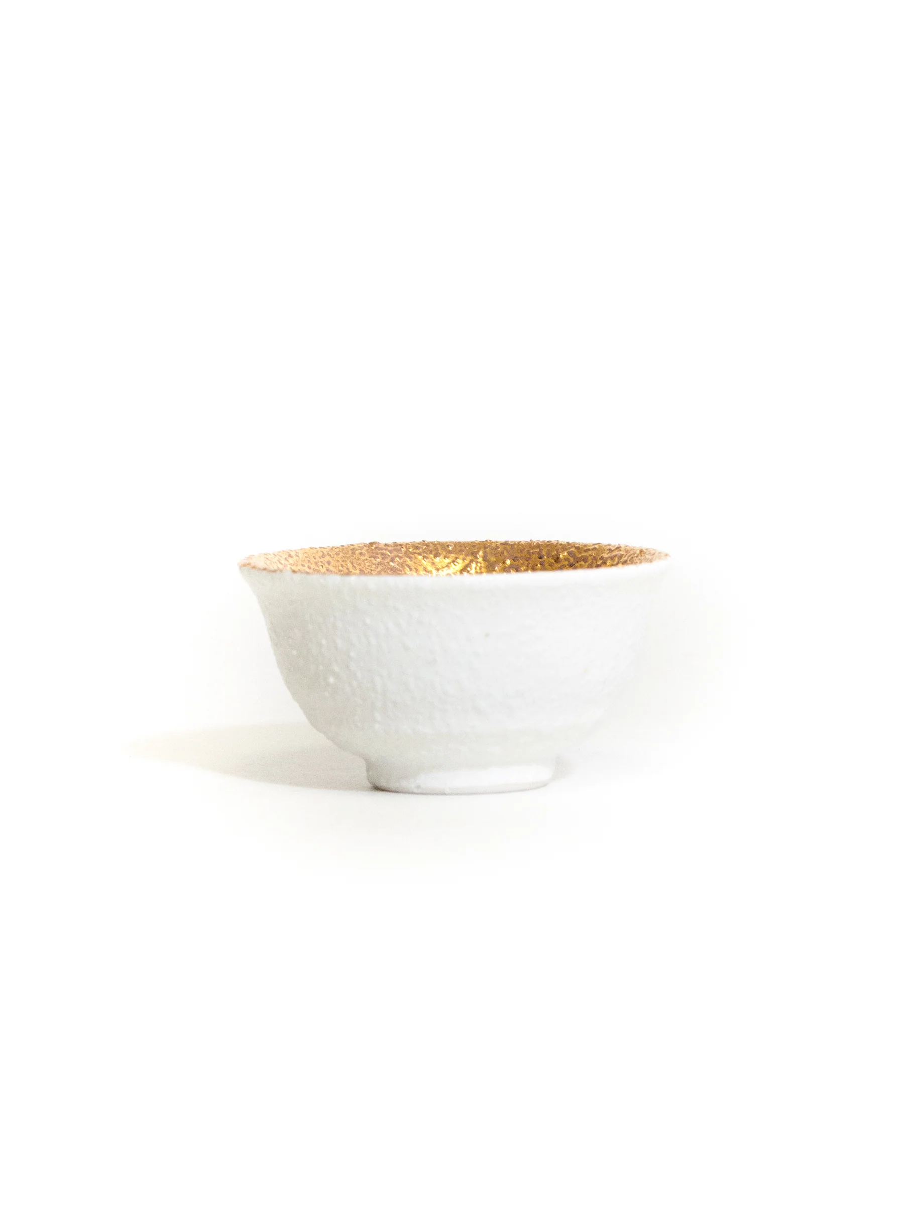 White Kinmaki Mino Ware Japanese Sake Set by Yamai - Image 12