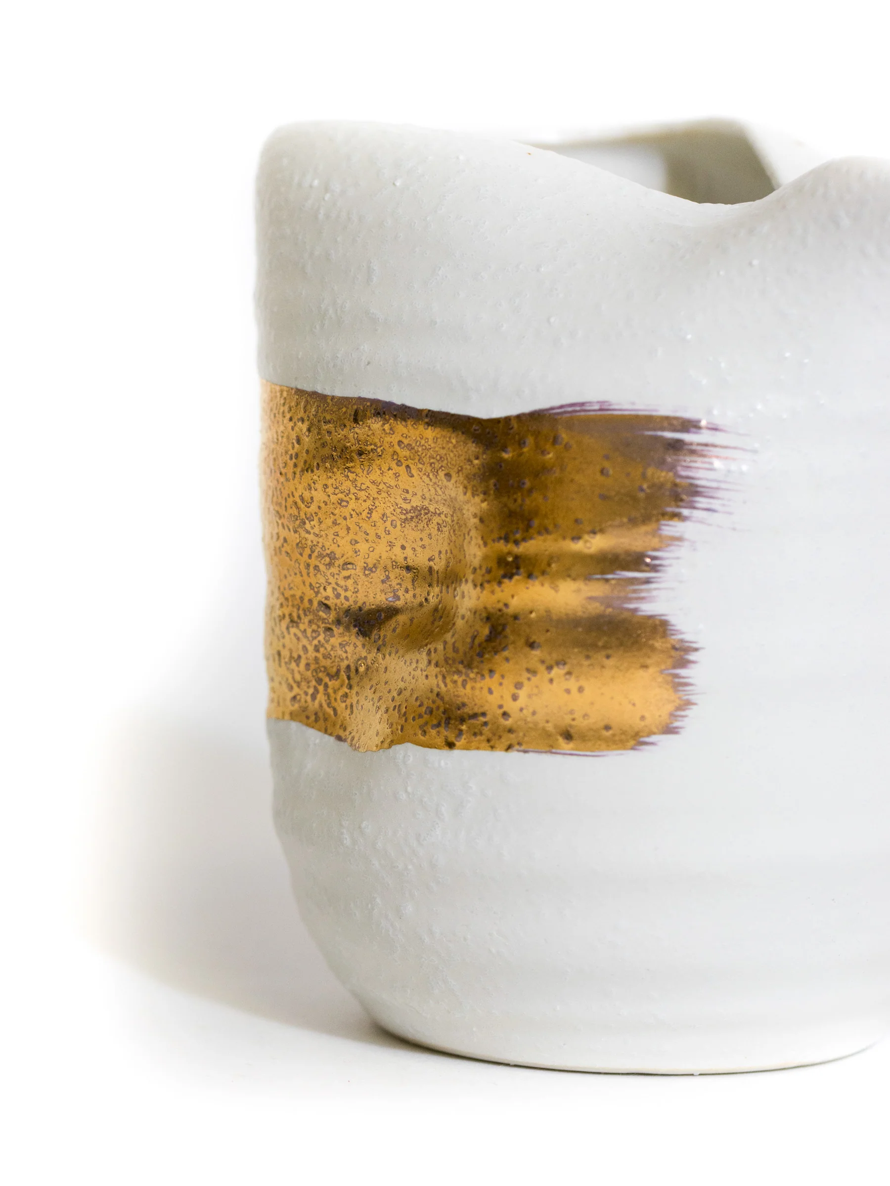 White Kinmaki Mino Ware Japanese Sake Set by Yamai - Image 8