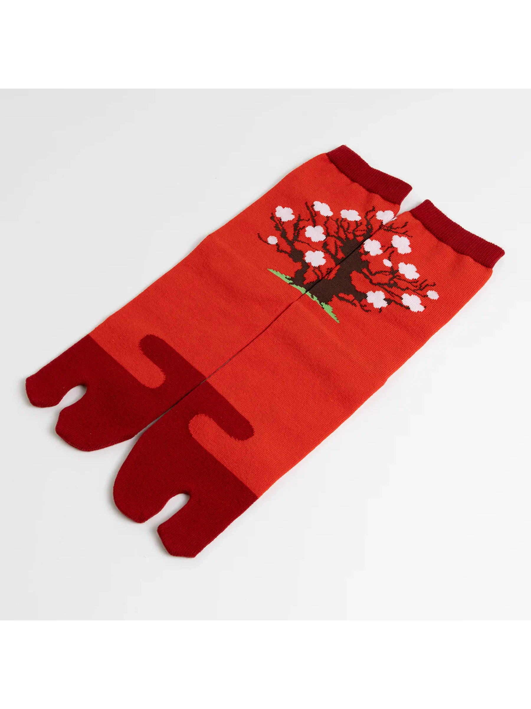 White Plum Blossom Tabi Socks - Image 3