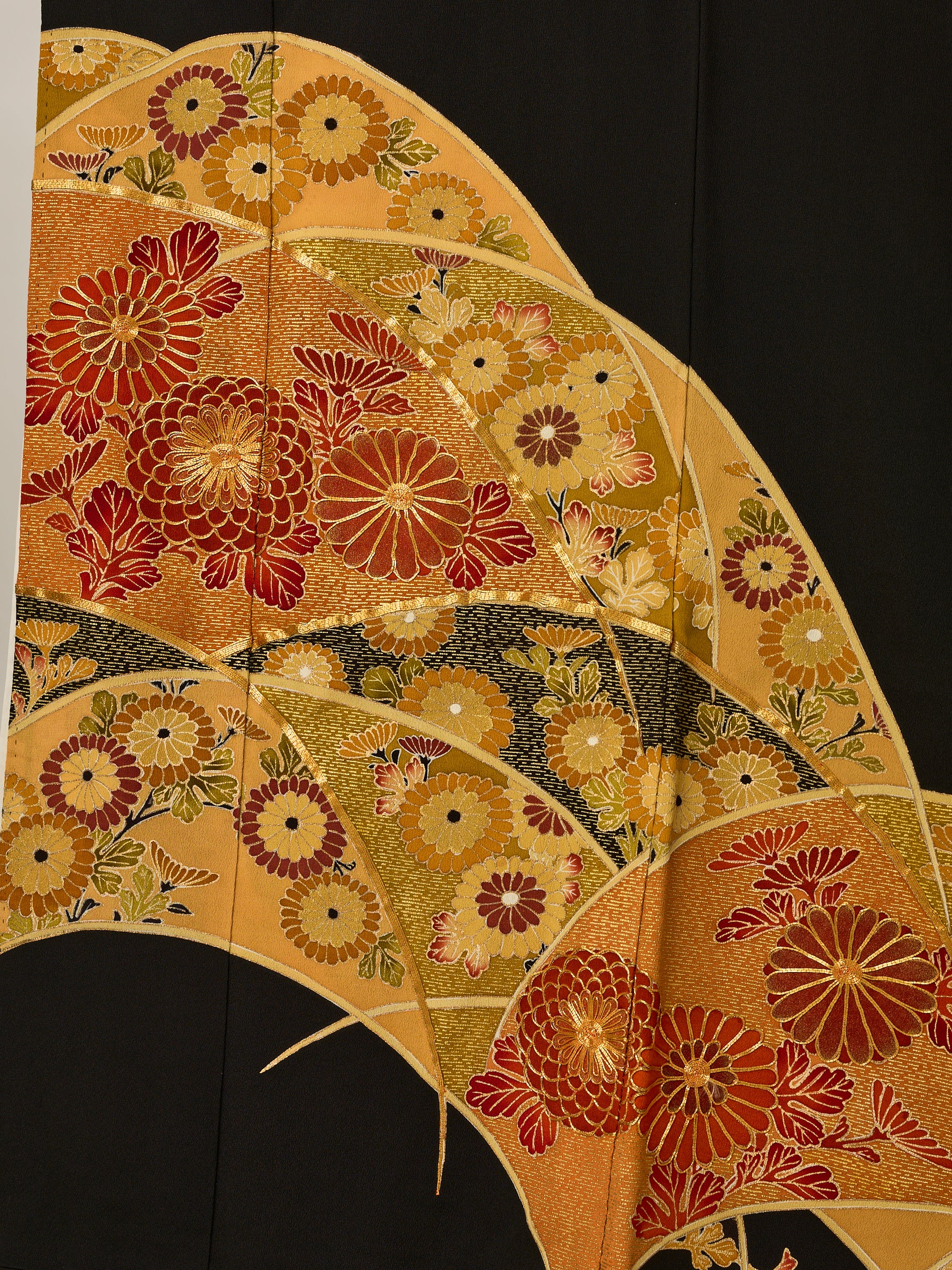 Women's Vintage Black Kiku Silk Japanese Kimono - Image 3