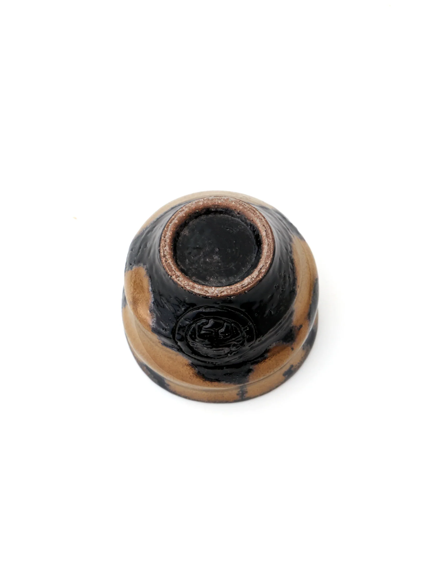Zen Gold Kyoto Ware Ochoko Sake Cup by Ninshu (2fl.oz/60ml) - Image 6